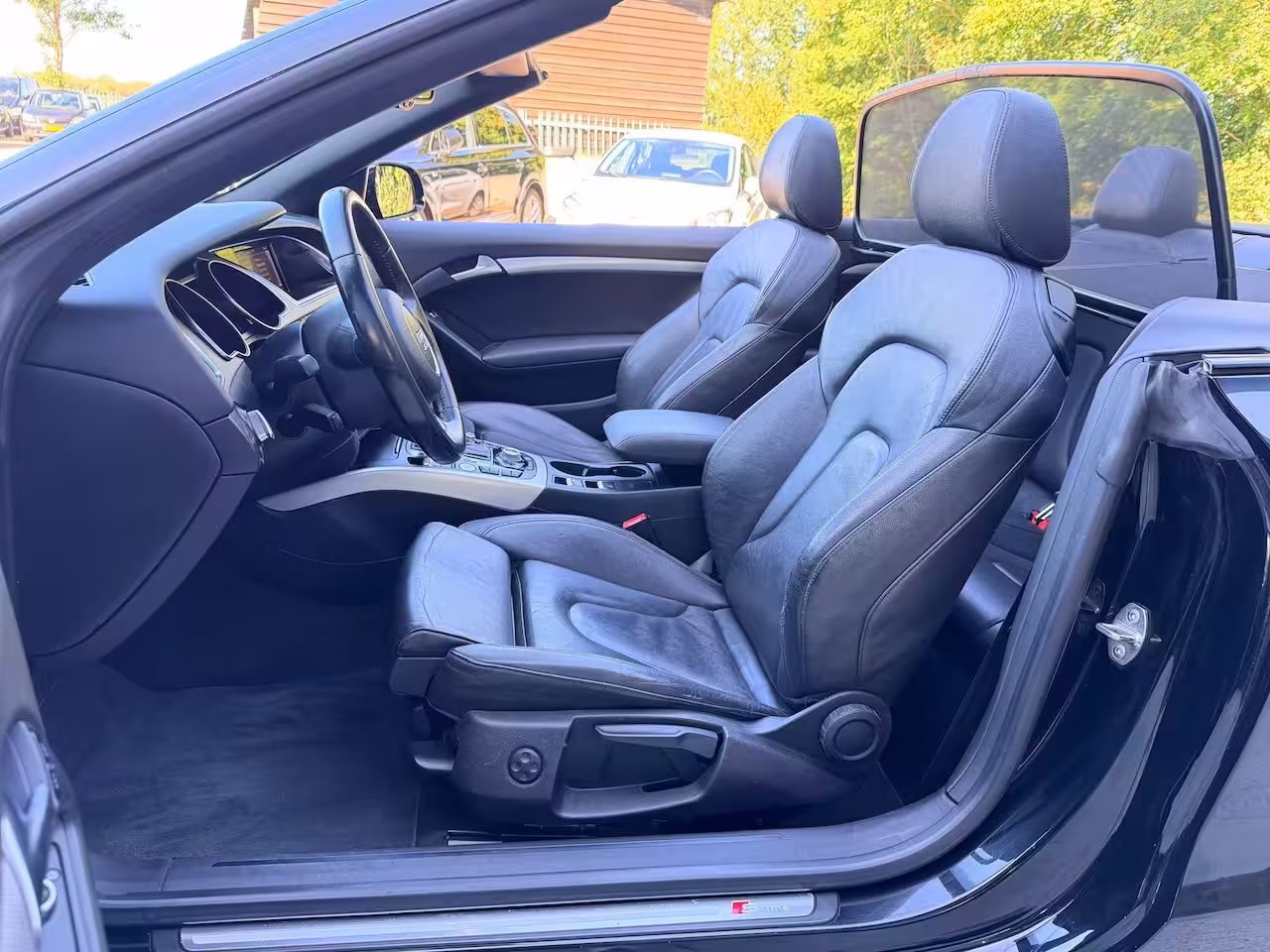 Audi A5 Cabriolet 1.8 TFSI 170 PK Sport Edition | S-LINE | Autom | Leder