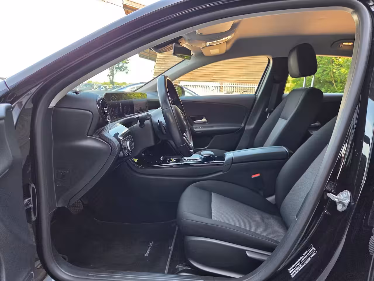 Mercedes-Benz A-klasse 180 Business Solution | Automaat | Widescreen | NL auto |
