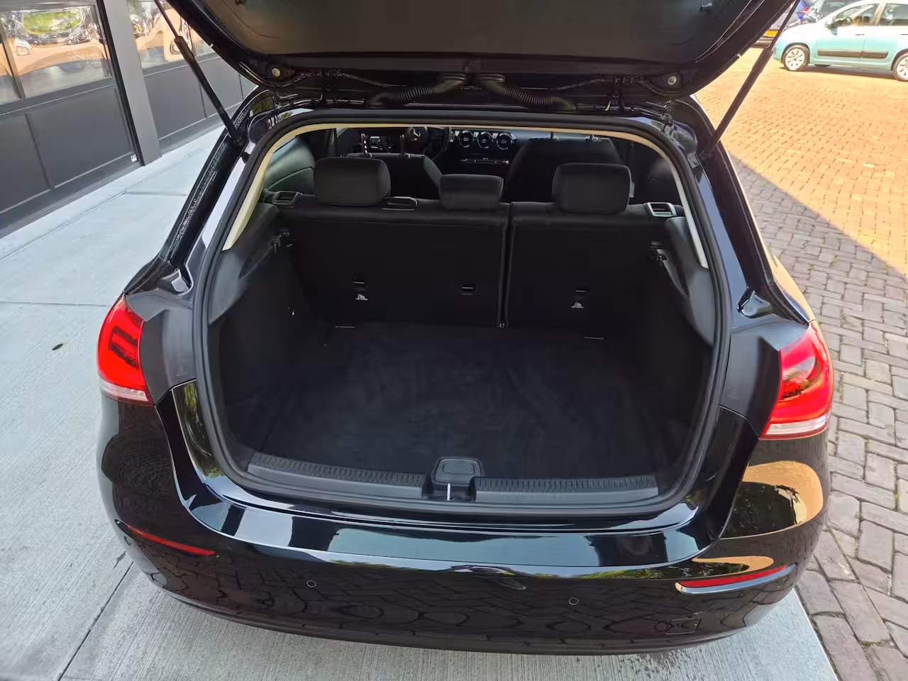 Mercedes-Benz A-klasse 180 Business Solution | Automaat | Widescreen | NL auto |
