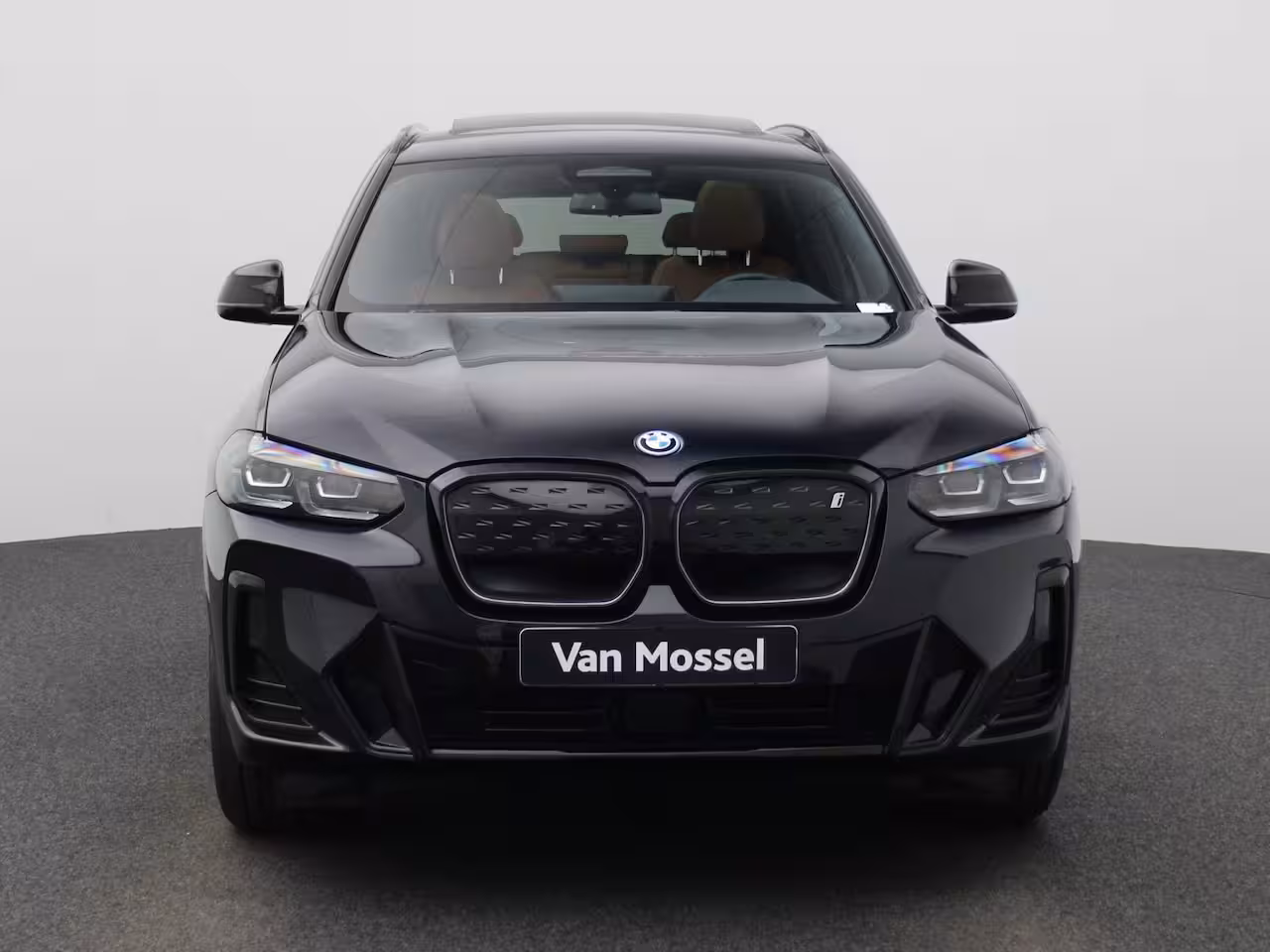 BMW iX3 Executive | 97% SOH | M-SPORT | TREKHAAK | PANORAMA- SCHUIFDAK | LEER | ACHTERUITRIJCAMERA