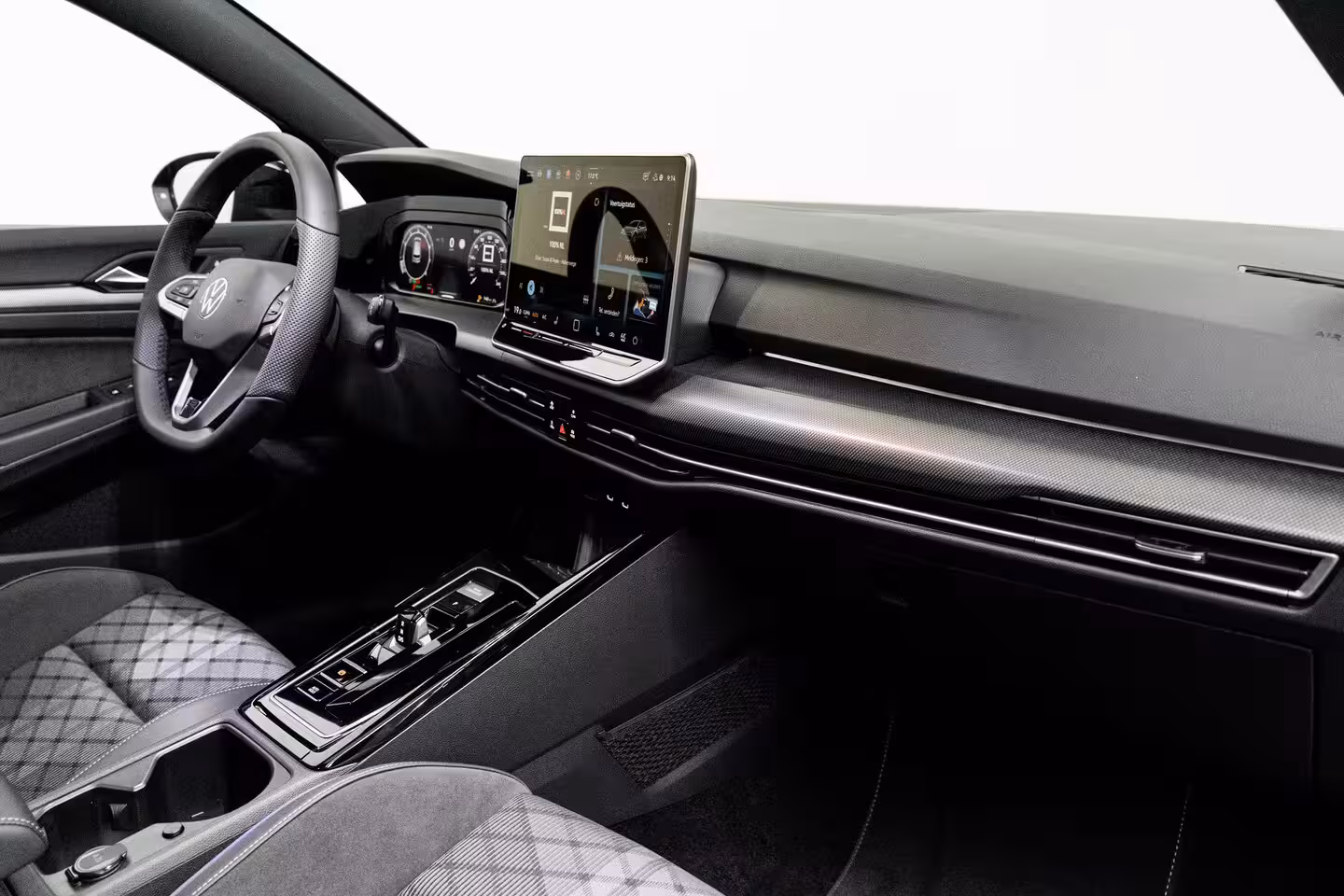 Volkswagen Golf Plus 1.5 eTSI 150PK R-Line | 360 camera | Schuif-kanteldak | R-Line stoelen | Sportonderstel |