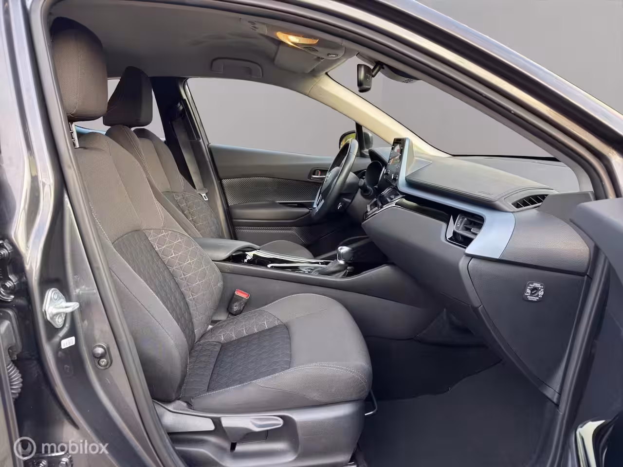 Toyota C-HR 2.0 Hybrid Dynamic All-in prijs