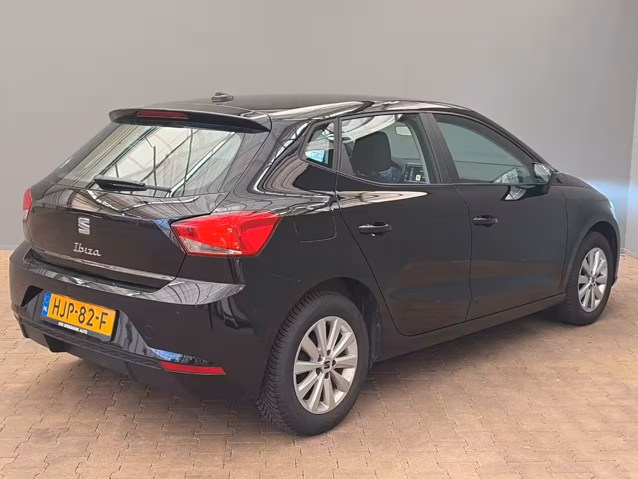 Seat Ibiza 1.0 EcoTSI 95 pk Style Plus | LM Velgen 15 ich | Apple Carplay | Cruise control |