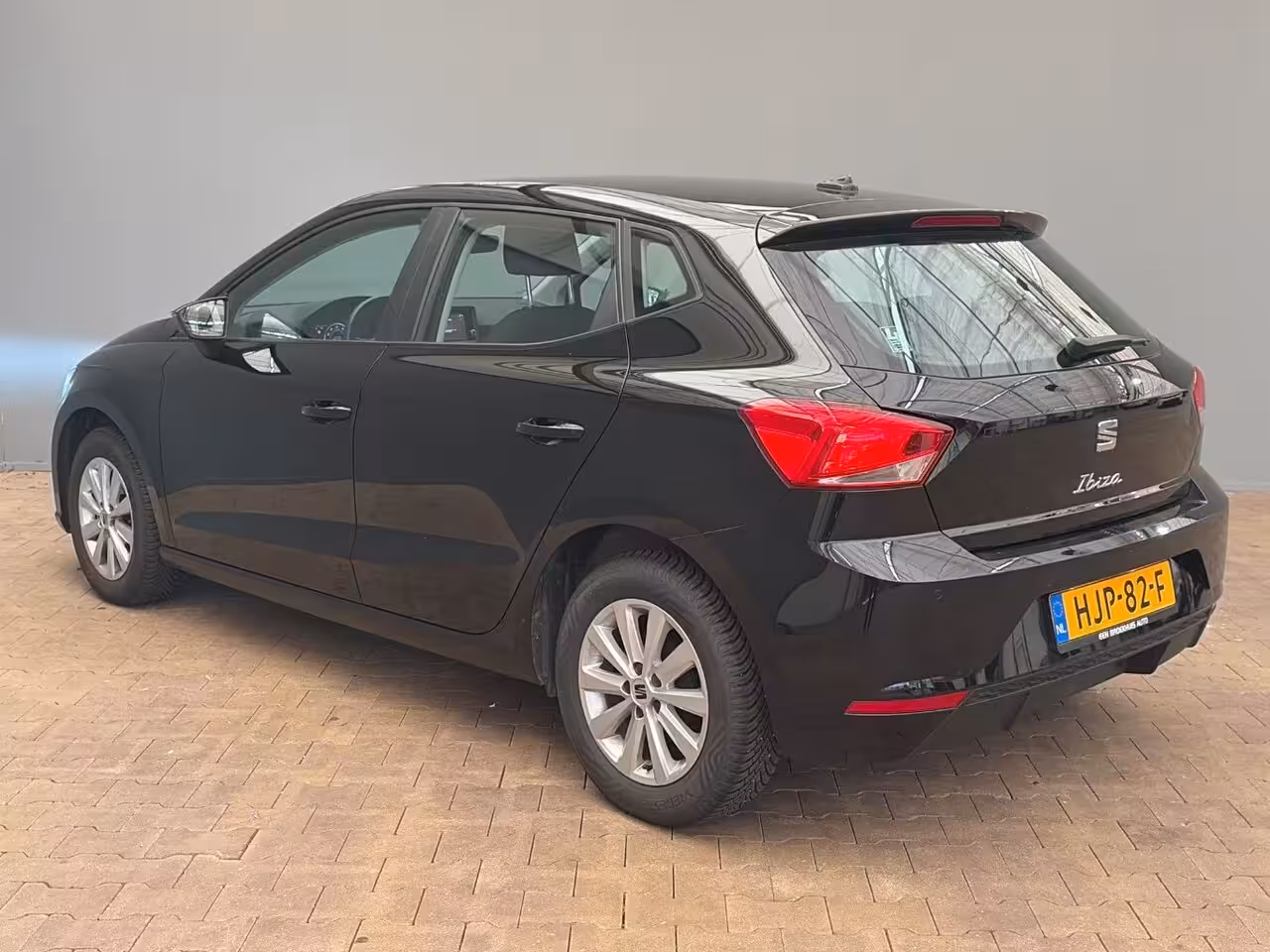 Seat Ibiza 1.0 EcoTSI 95 pk Style Plus | LM Velgen 15 ich | Apple Carplay | Cruise control |