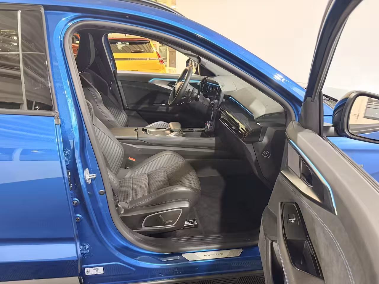 Renault Austral 200PK E-Tech Full Hybrid Esprit Alpine Automaat | Stoelverwarming | Camera | Parkeersensor