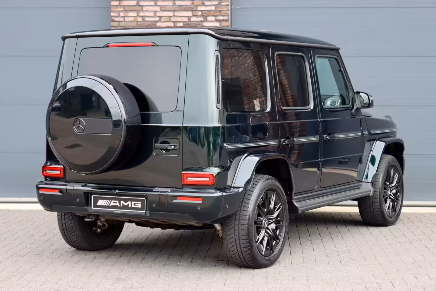 Mercedes-Benz G-klasse 580 AMG Line 116 kWh | Schuifdak | Techniekpakket | Distronic | Burmester | Nappa Leder |