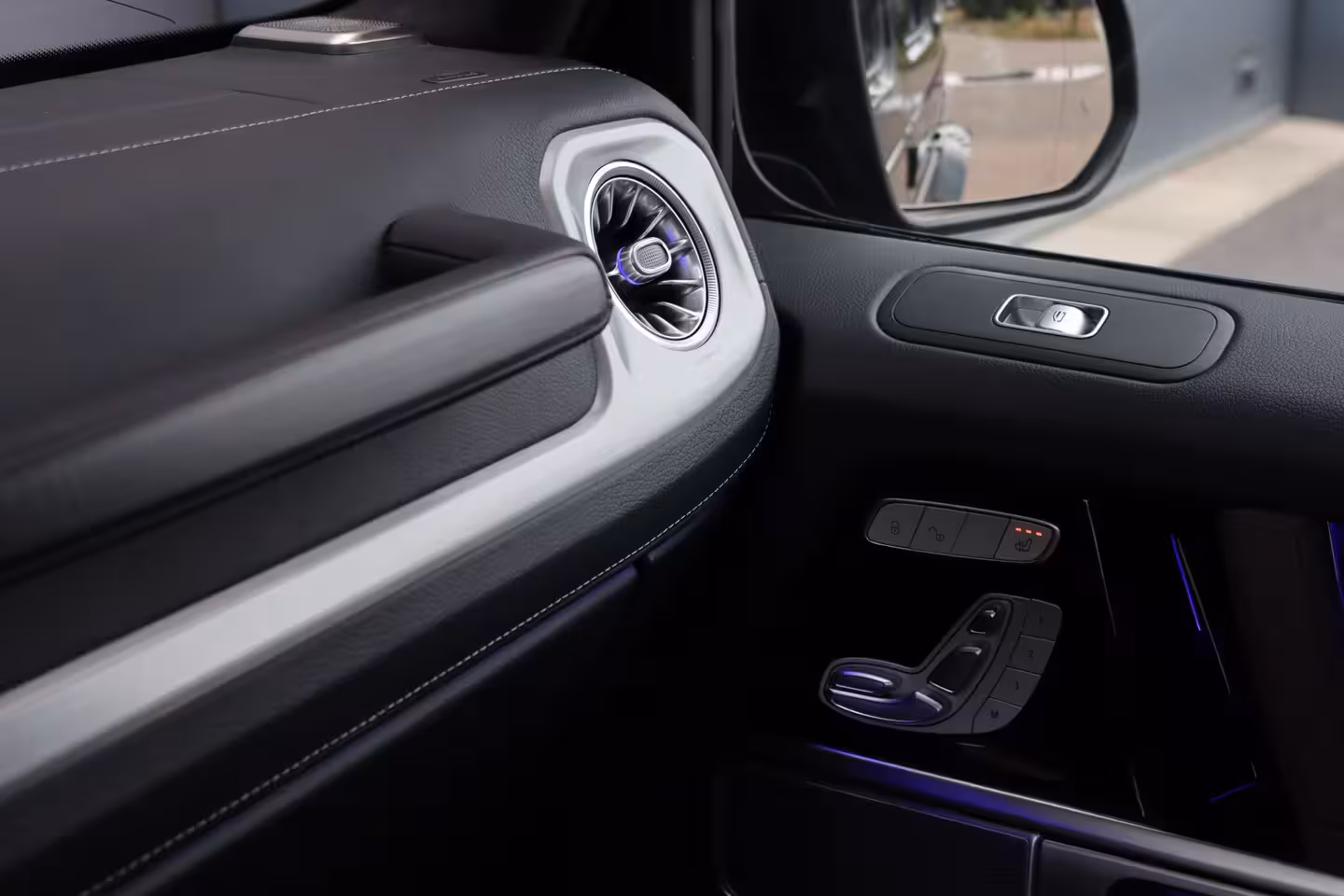 Mercedes-Benz G-klasse 580 AMG Line 116 kWh | Schuifdak | Techniekpakket | Distronic | Burmester | Nappa Leder |