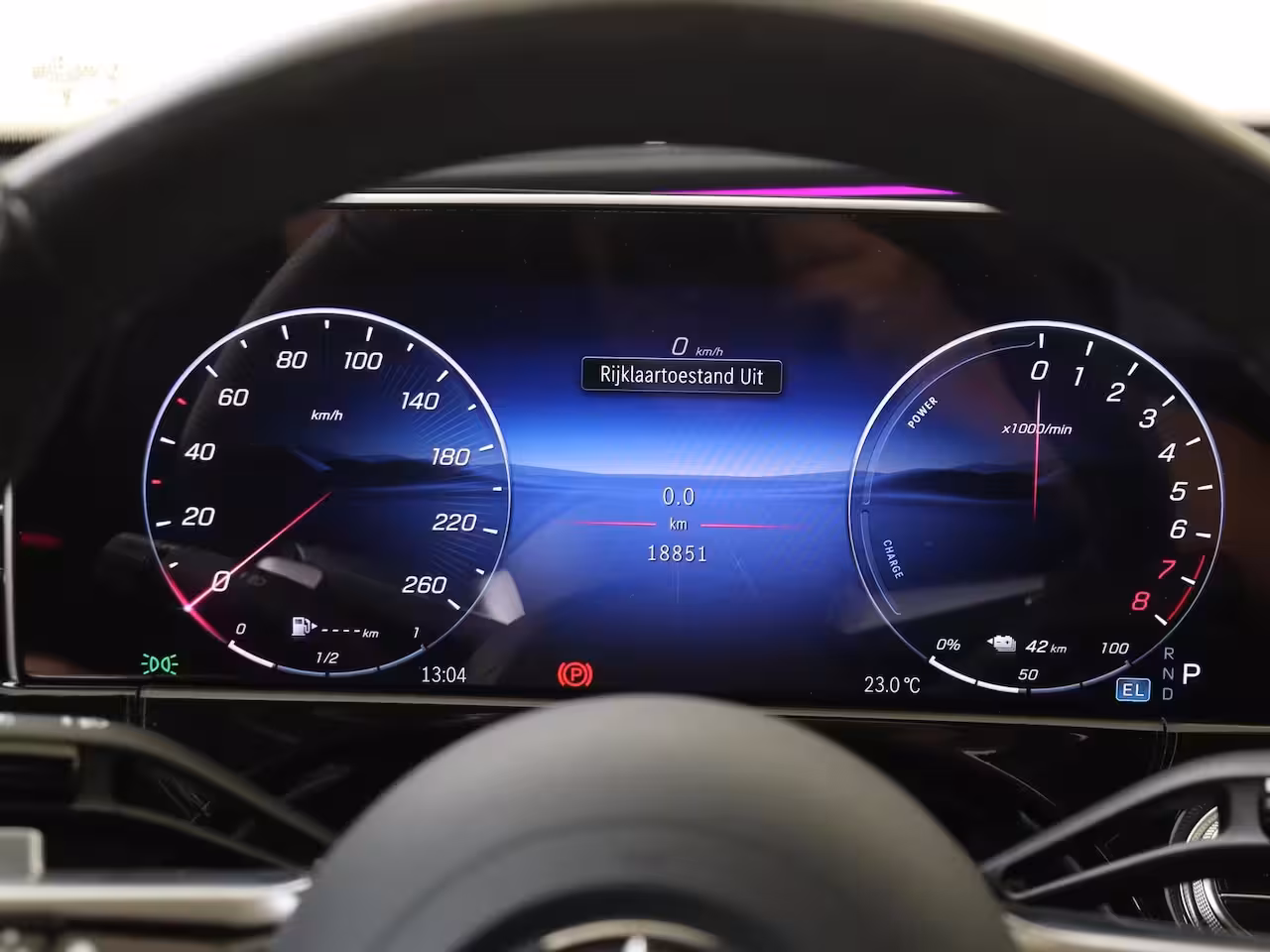 Mercedes-Benz E-klasse 300 e Sport Edition Panoramadak / Rijassistentiepakket / 360 camera / Sluitbekrachtiging