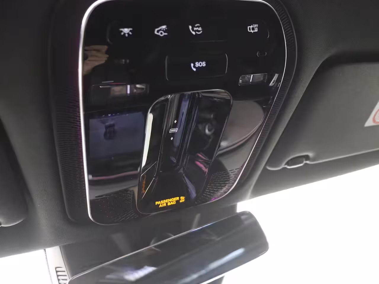 Mercedes-Benz E-klasse 300 e Sport Edition Panoramadak / Rijassistentiepakket / 360 camera / Sluitbekrachtiging