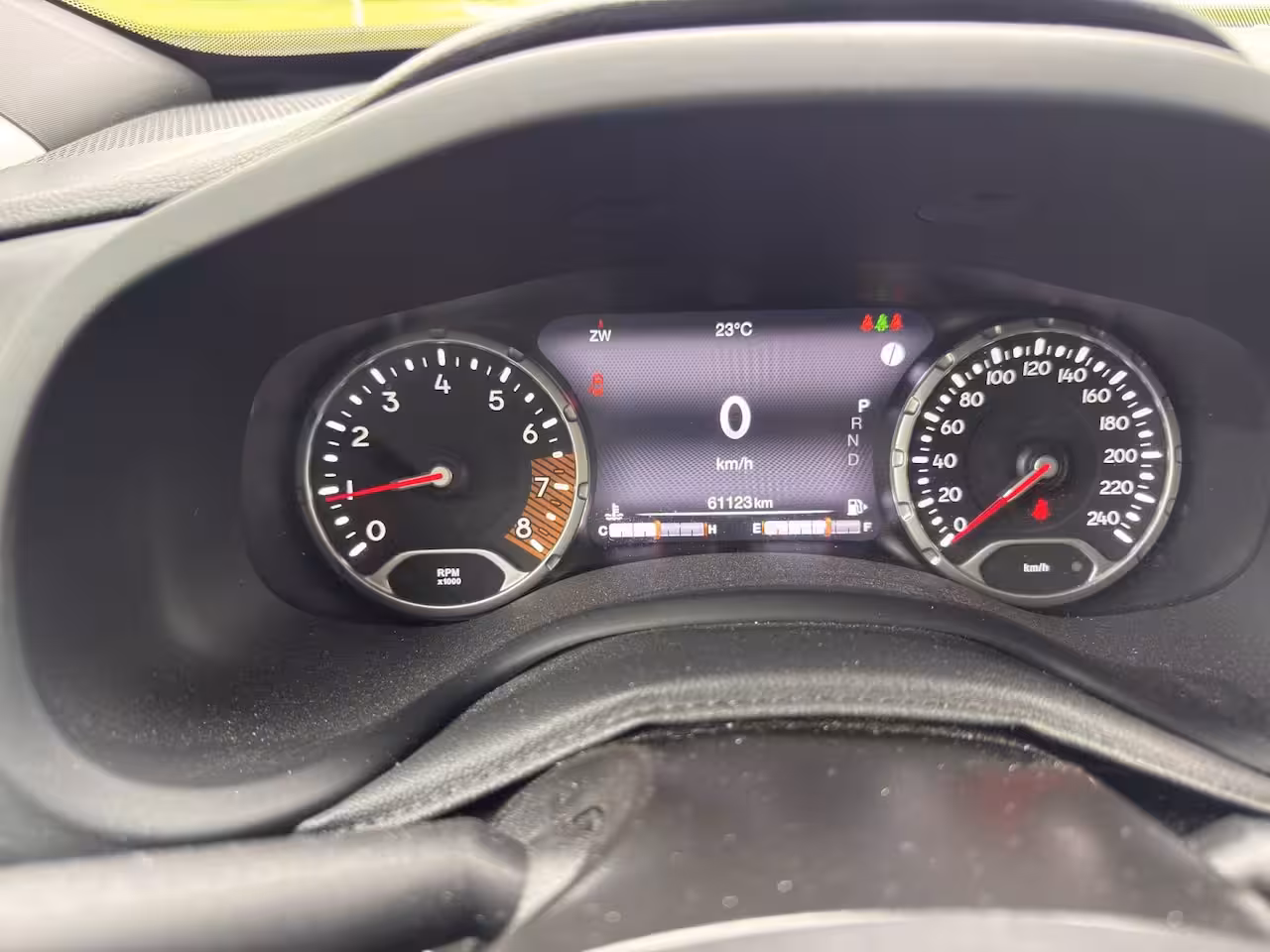 Jeep Renegade 1.3T Limited 12 maand garantie