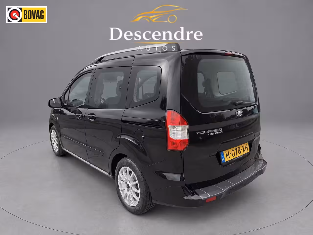Ford Tourneo Courier 1.0 Titanium 12 maand garantie