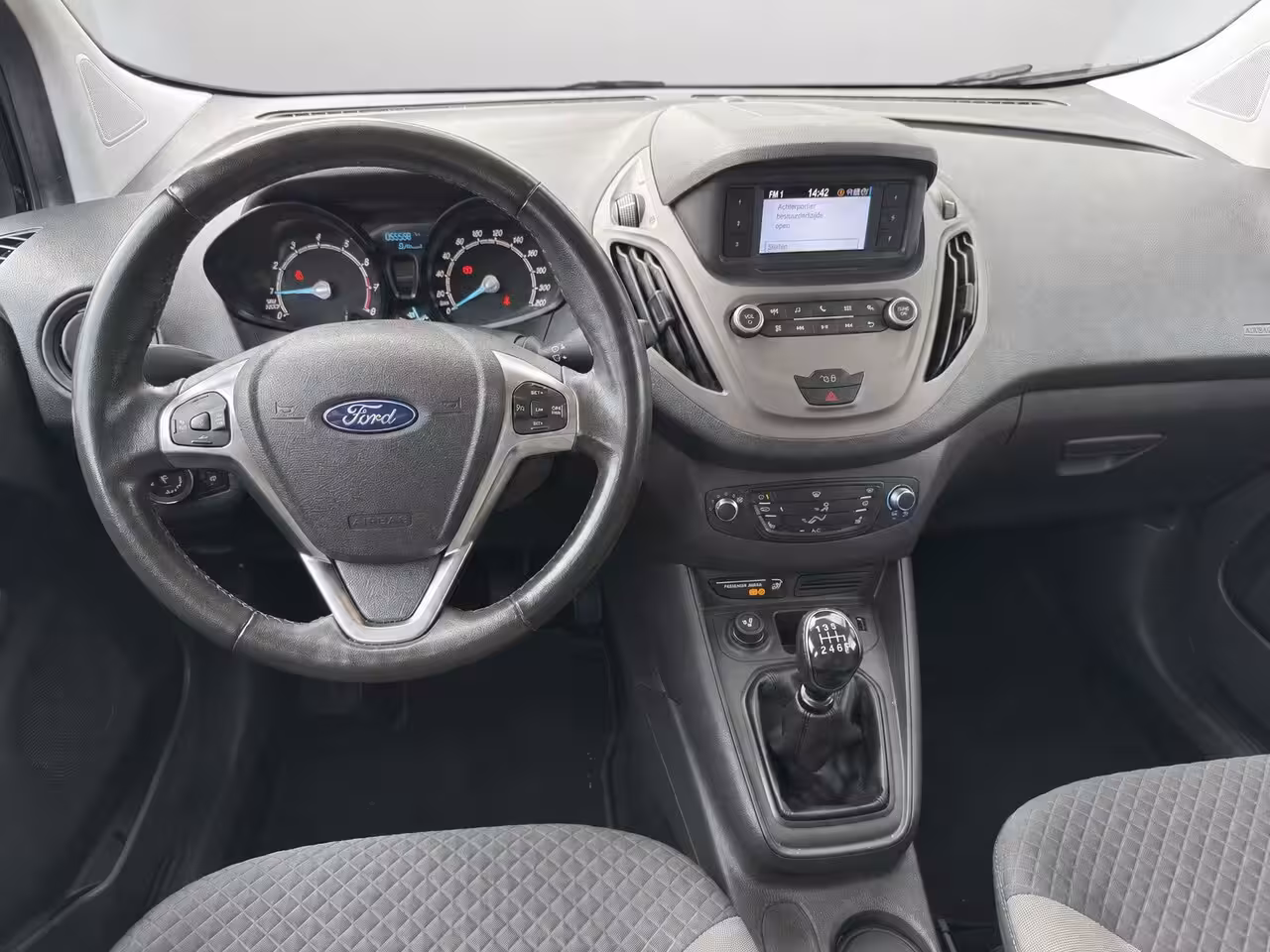 Ford Tourneo Courier 1.0 Titanium 12 maand garantie