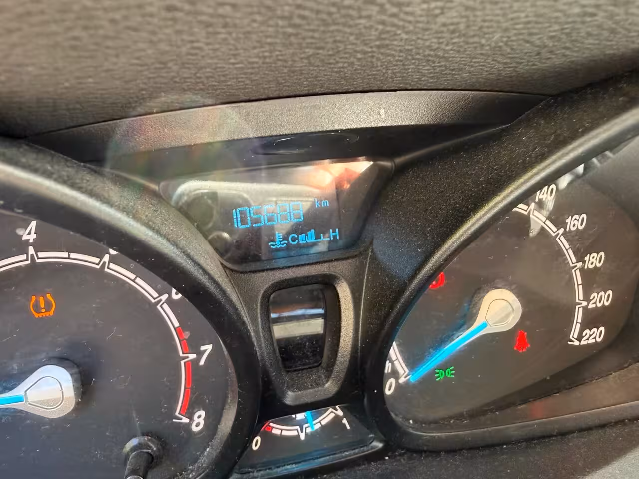 Ford Tourneo Courier 1.0 Titanium 12 maand garantie