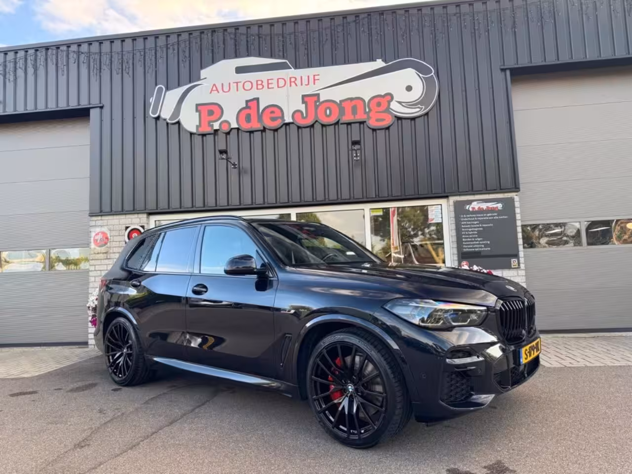 BMW X5 45E M-Sport Bowers en Wilkins Pano Softclose Laser Trekhaak Achterasbesturing Goede accute