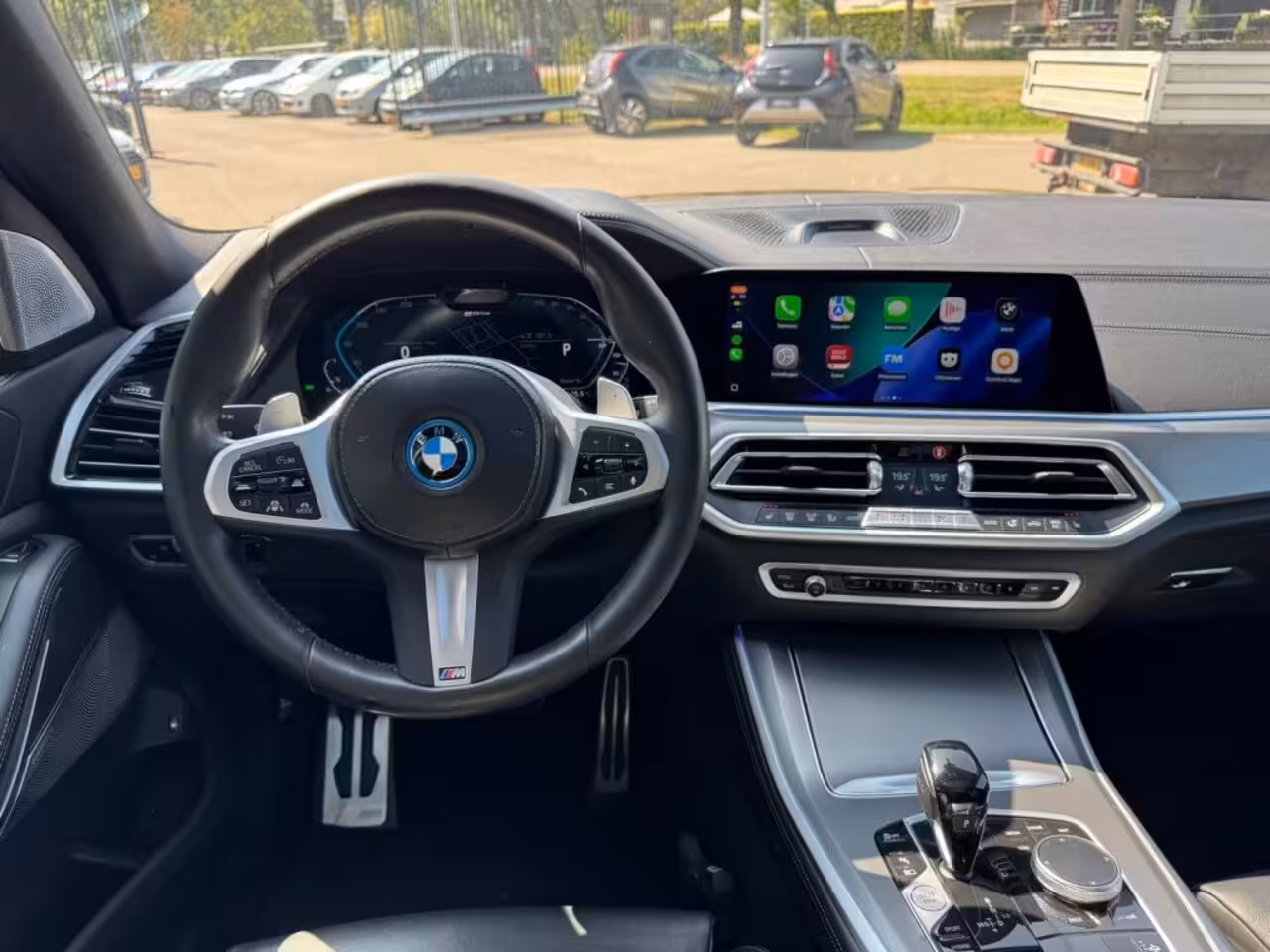 BMW X5 45E M-Sport Bowers en Wilkins Pano Softclose Laser Trekhaak Achterasbesturing Goede accute