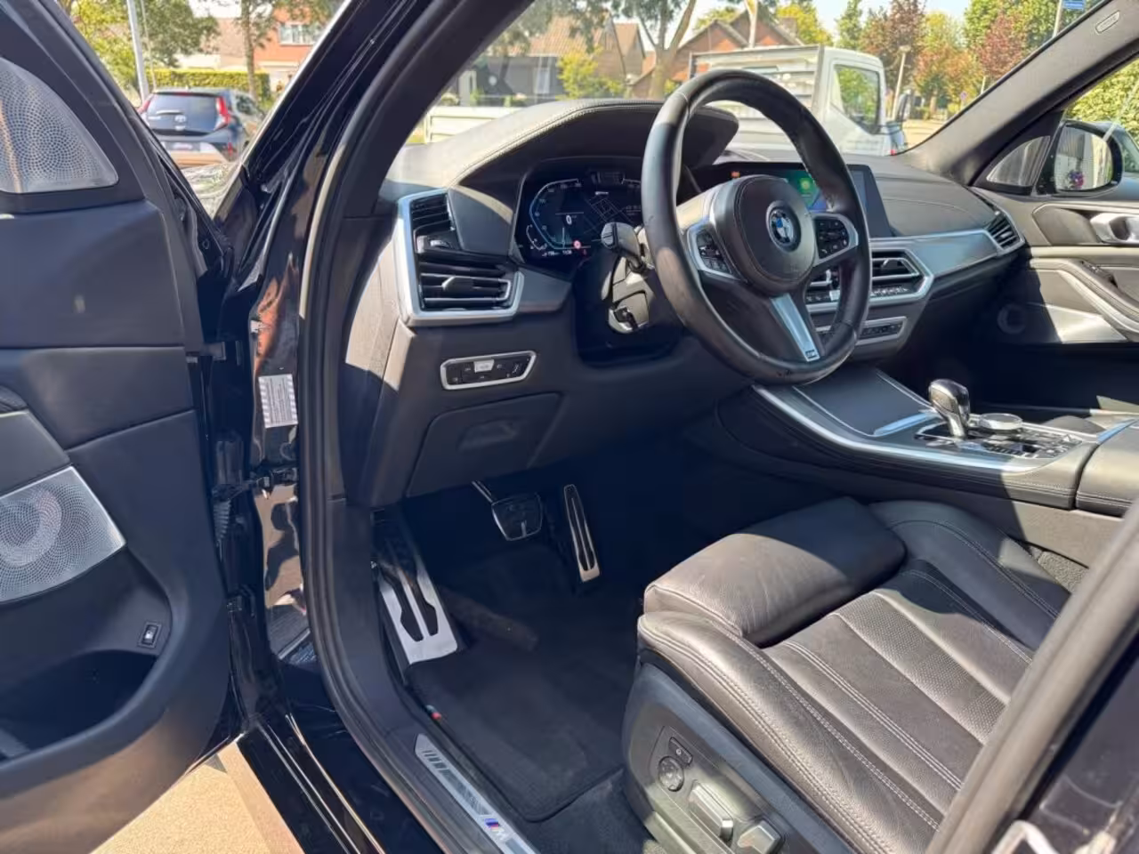 BMW X5 45E M-Sport Bowers en Wilkins Pano Softclose Laser Trekhaak Achterasbesturing Goede accute