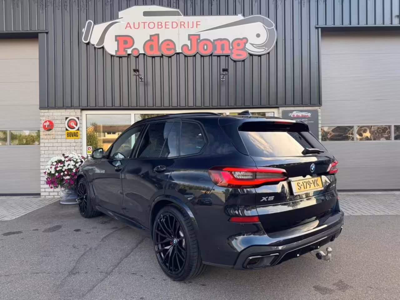 BMW X5 45E M-Sport Bowers en Wilkins Pano Softclose Laser Trekhaak Achterasbesturing Goede accute