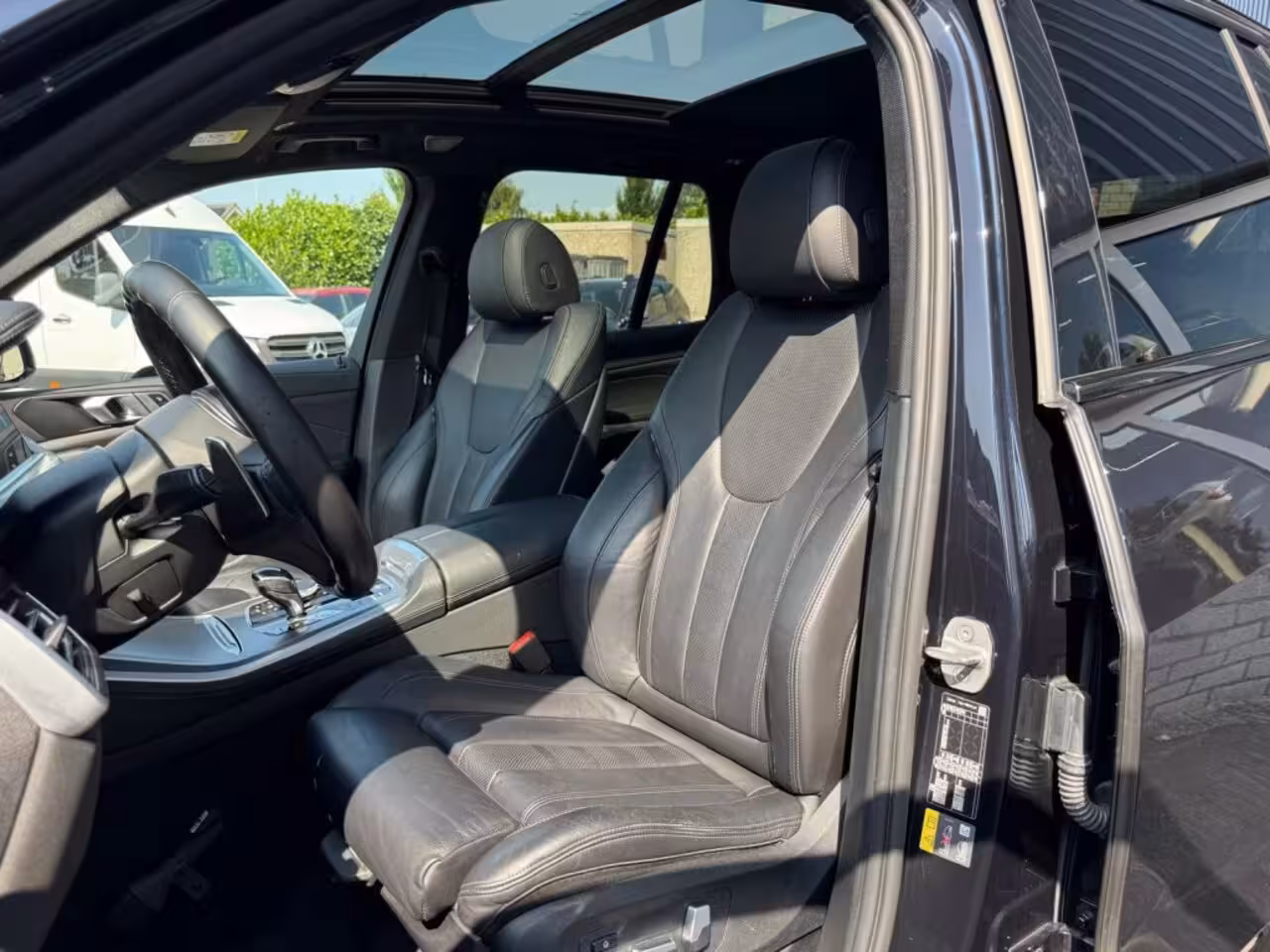BMW X5 45E M-Sport Bowers en Wilkins Pano Softclose Laser Trekhaak Achterasbesturing Goede accute