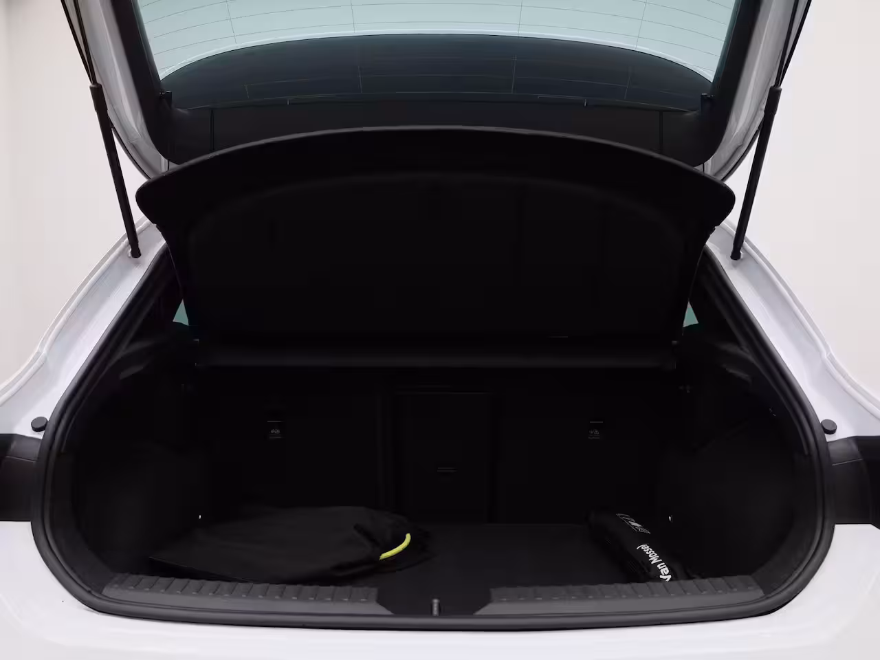 Seat Leon 1.5 TSI e-Hybrid FR PHEV First Edition 204 PK | Automaat | LED Koplampen | Navigatie | Cli