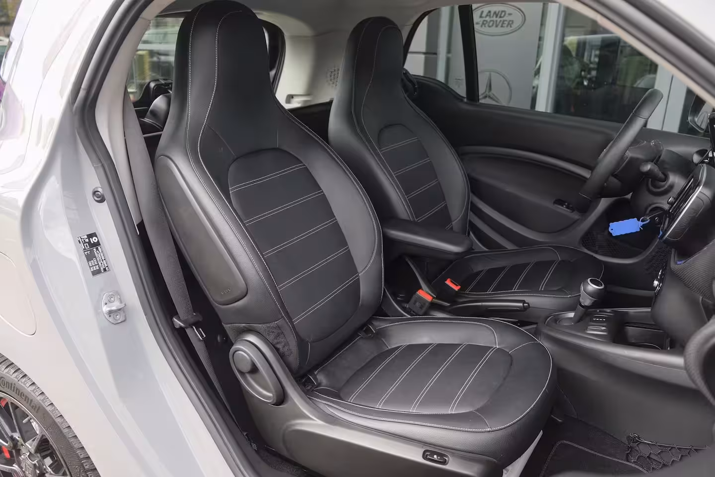 Smart Fortwo EQ BRABUS 82pk 18 kWh Edition 1 Panoramadak JBL audio Leder *SOH95%* Camera VOL 1e Eigenaa