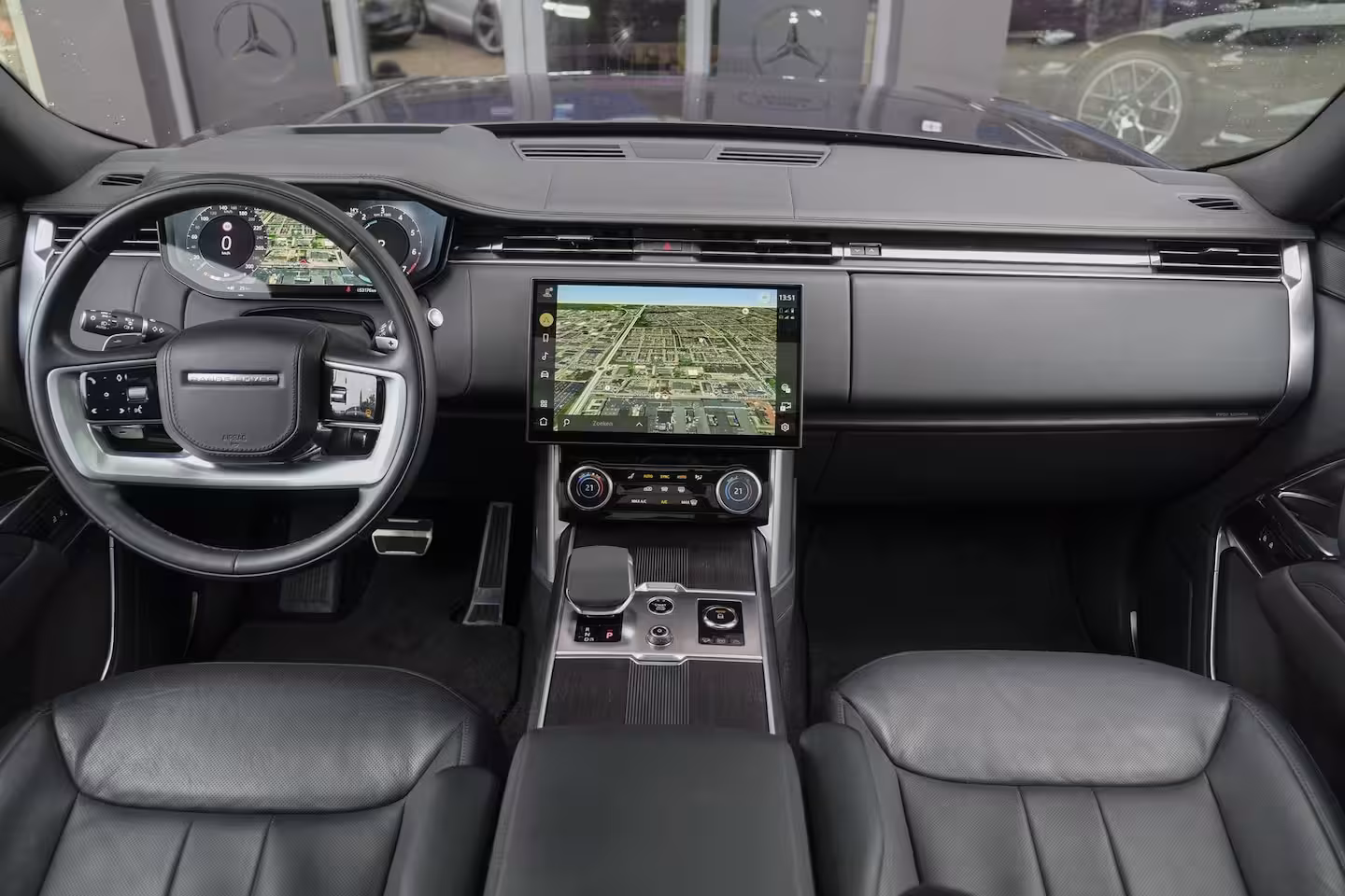 Land Rover Range Rover P510e 510pk First Edition Panoramadak 4-Wielbesturing Trekhaak Meridian3d Massage Laser BO