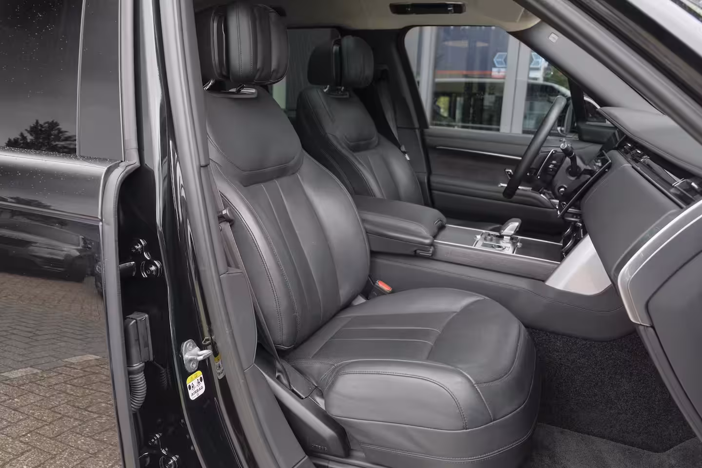 Land Rover Range Rover P510e 510pk First Edition Panoramadak 4-Wielbesturing Trekhaak Meridian3d Massage Laser BO