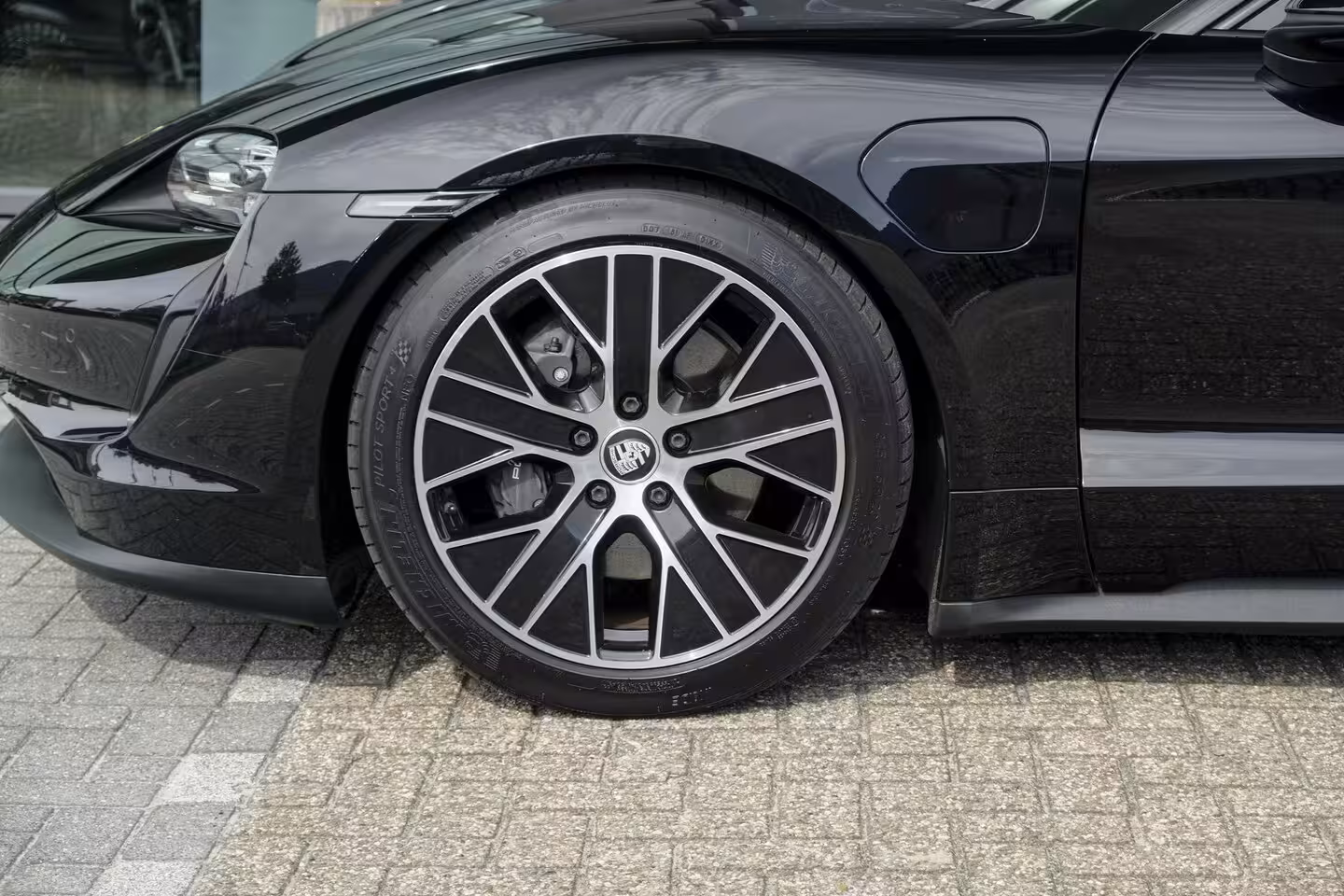 Porsche Taycan Sport Turismo 476pk Performance Plus 93kwh Panoramadak Luchtvering *SOH 89%* Bose Warmtepomp Sport chron