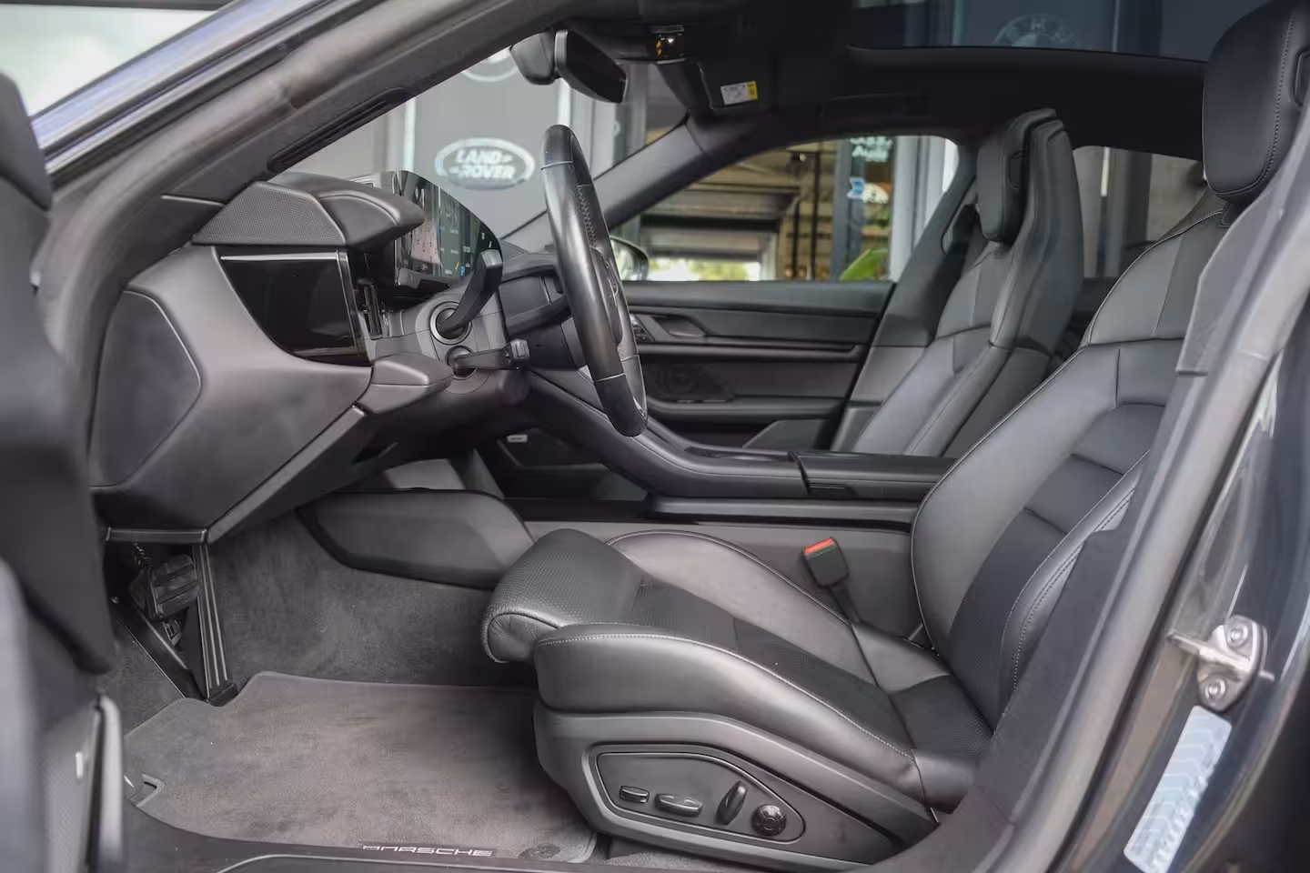 Porsche Taycan Performance Plus 476pk 93, 4 kWh Panoramadak *BTW* *SOH 89%* Luchtvering Bose Comfortstoel