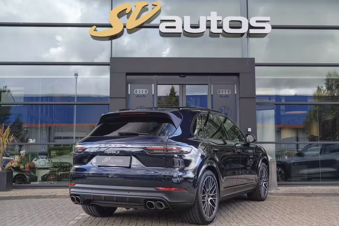 Porsche Cayenne S 2.9 V6 441pk Panoramadak Luchtvering Matrix led Comfortstoelen Memory Camera 21" LMV
