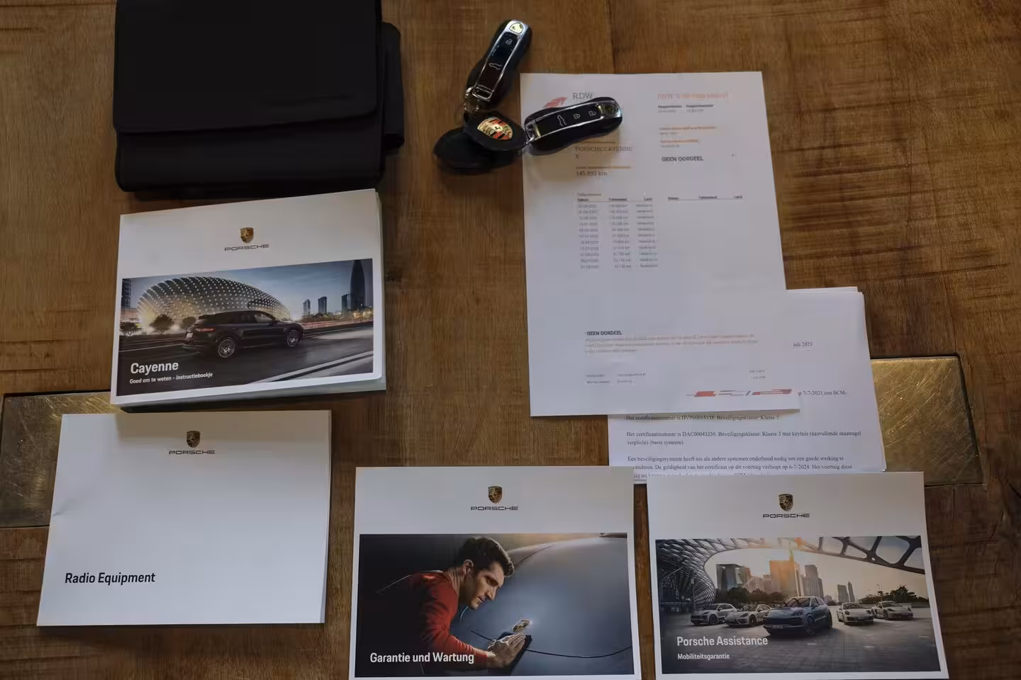 Porsche Cayenne S 2.9 V6 441pk Panoramadak Luchtvering Matrix led Comfortstoelen Memory Camera 21" LMV
