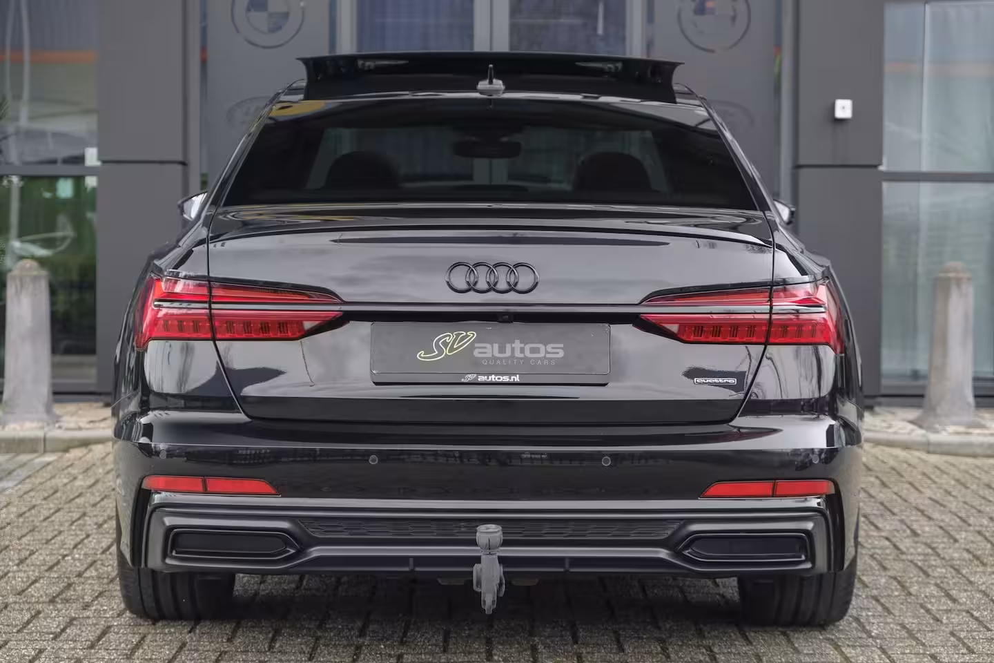 Audi A6 Limousine 55 TFSIe Competion 367pk Quattro Panoramadak 4-wielbesturing *SOH 95%* Nachtzicht B&O audi