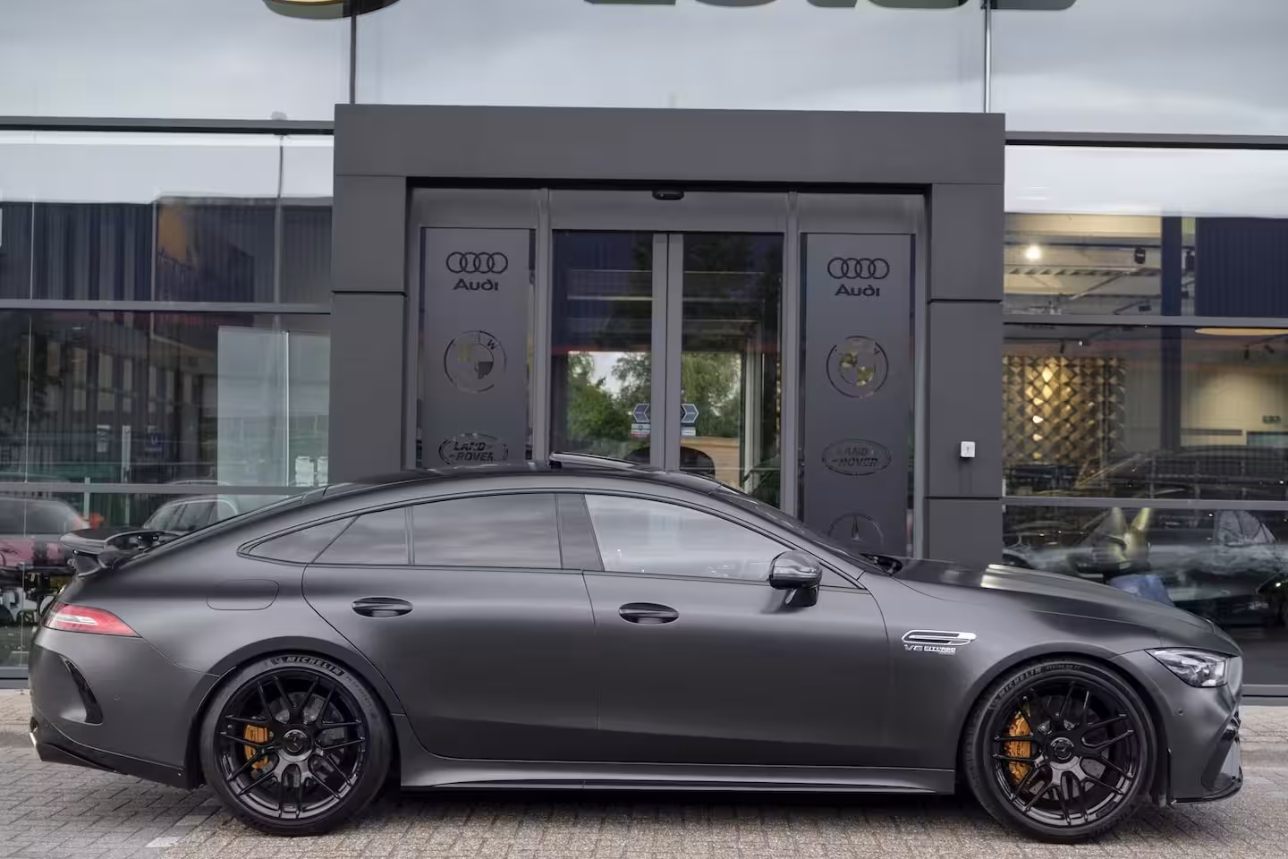 Mercedes-Benz AMG GT GT63s 4-Door AMG 640pk 4MATIC+ Schuifdak Keramisch 4-wielsturing 4-seat Massage Softclose