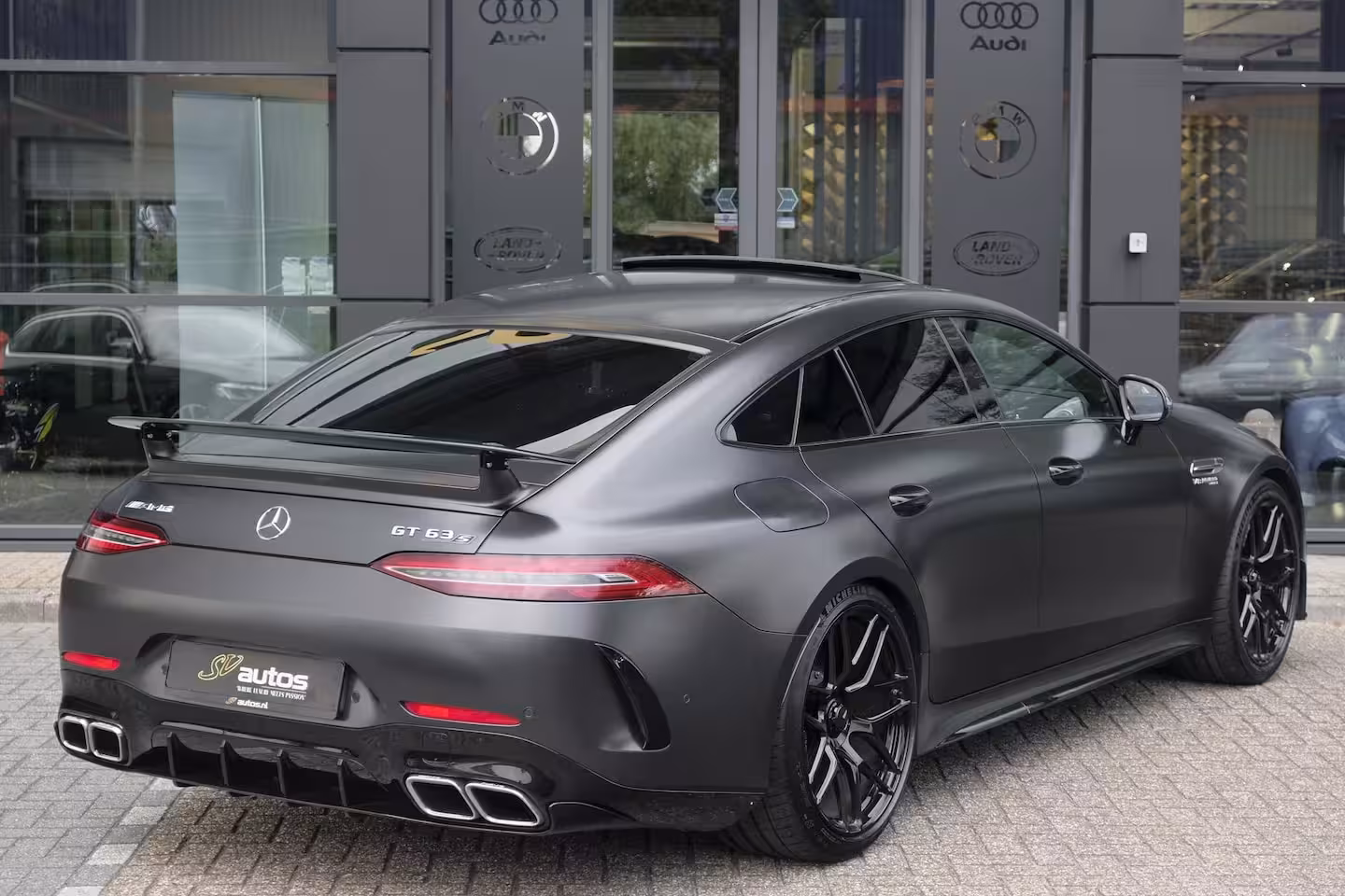 Mercedes-Benz AMG GT GT63s 4-Door AMG 640pk 4MATIC+ Schuifdak Keramisch 4-wielsturing 4-seat Massage Softclose