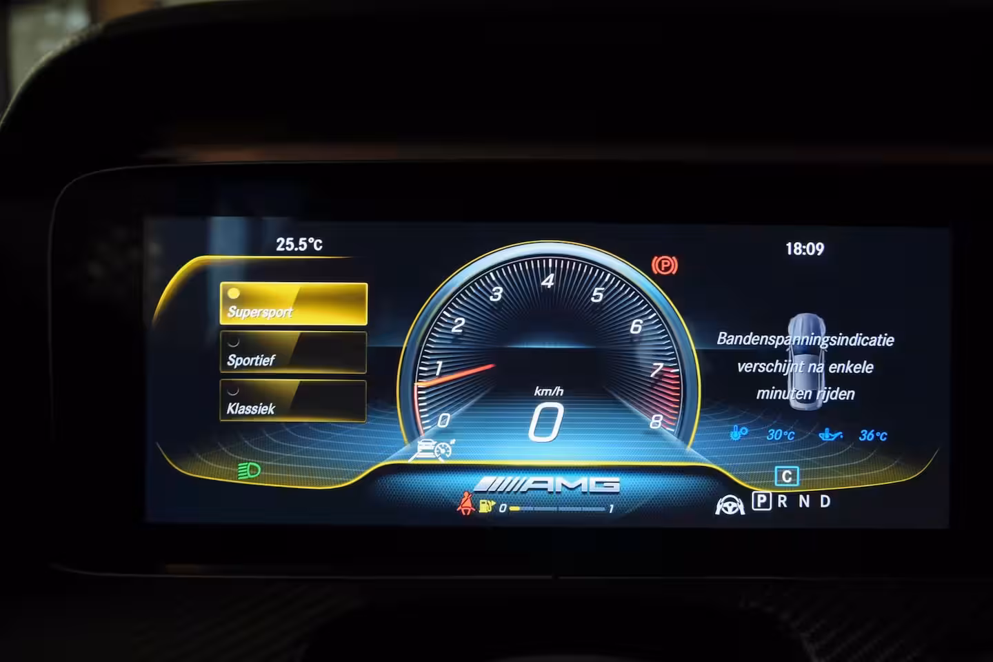 Mercedes-Benz AMG GT GT63s 4-Door AMG 640pk 4MATIC+ Schuifdak Keramisch 4-wielsturing 4-seat Massage Softclose