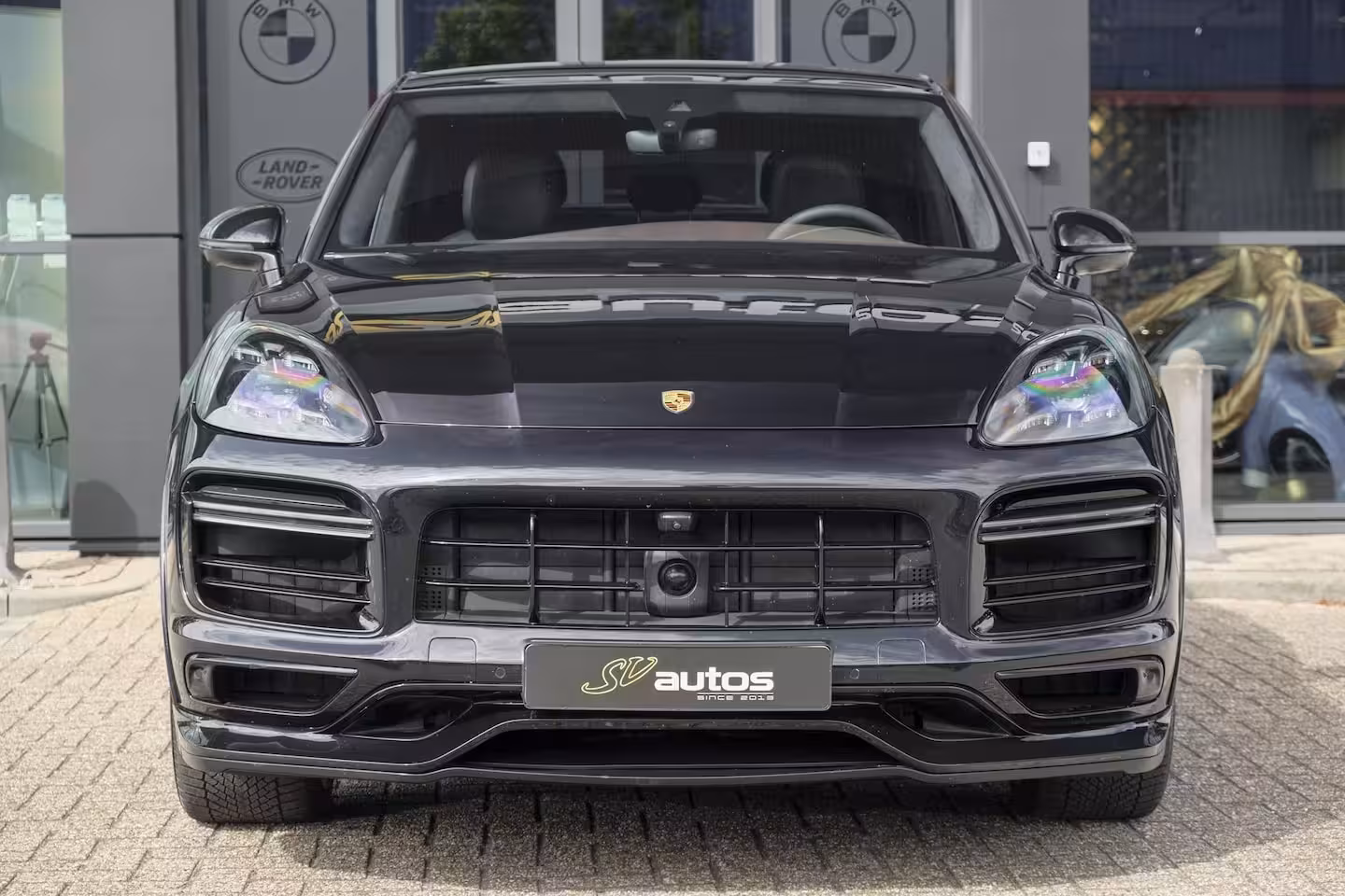 Porsche Cayenne Coupé 4.0 V8 Turbo S 680pk E-Hybrid Panoramadak *SOH 89%* Keramisch *BTW* Massage Trekhaak Stoel