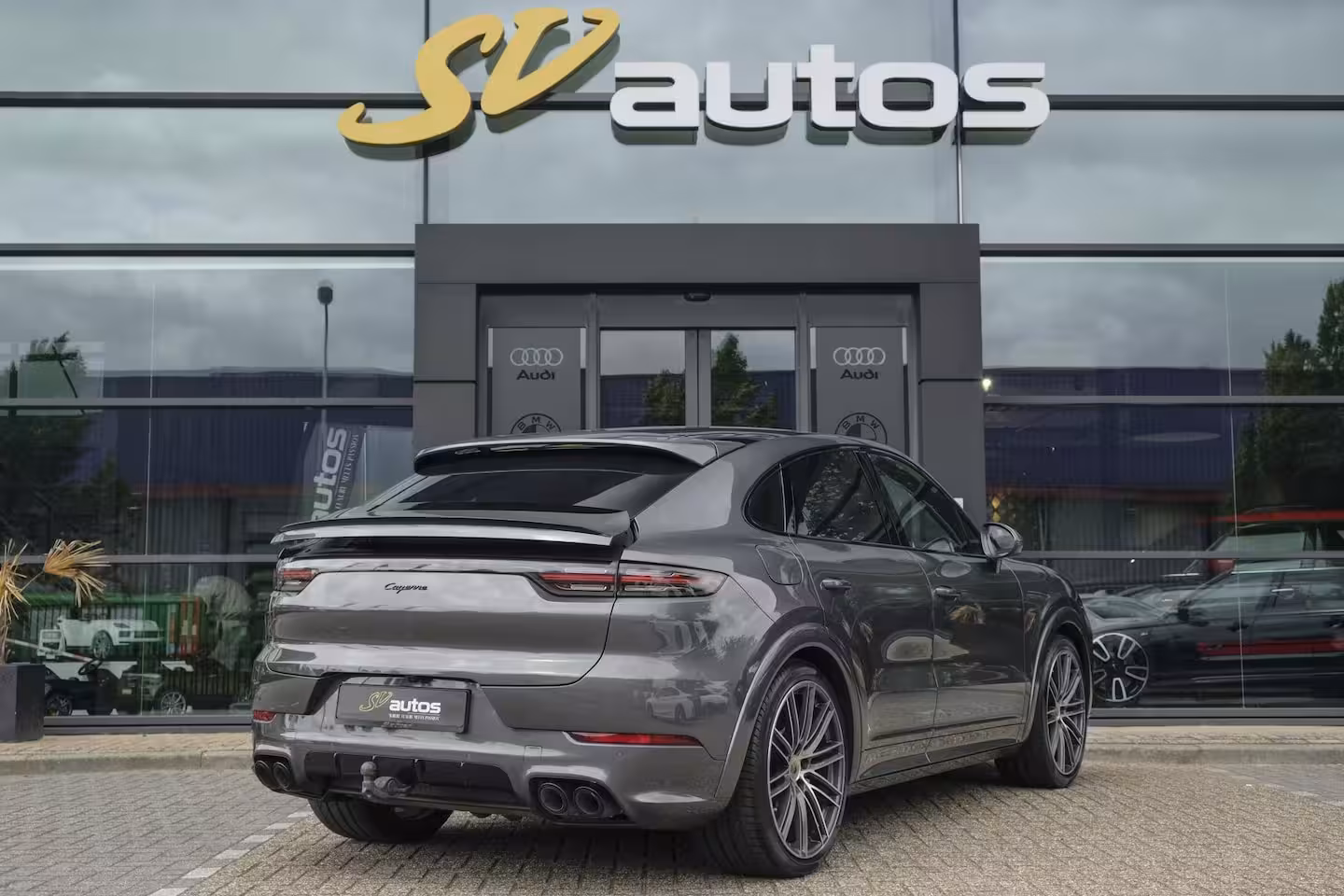 Porsche Cayenne Coupé 4.0 V8 Turbo S 680pk E-Hybrid Panoramadak 4-wielsturing *SOH 94%* Trekhaak PDCC BOMVOL 1e
