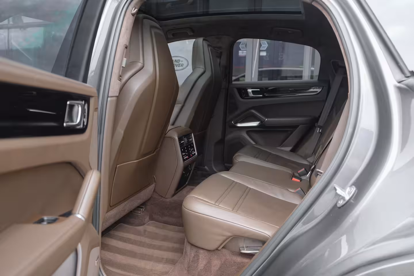 Porsche Cayenne Coupé 4.0 V8 Turbo S 680pk E-Hybrid Panoramadak 4-wielsturing *SOH 94%* Trekhaak PDCC BOMVOL 1e