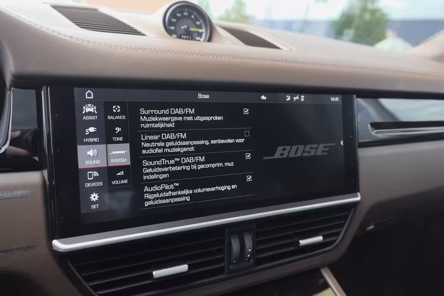 Porsche Cayenne Coupé 4.0 V8 Turbo S 680pk E-Hybrid Panoramadak 4-wielsturing *SOH 94%* Trekhaak PDCC BOMVOL 1e