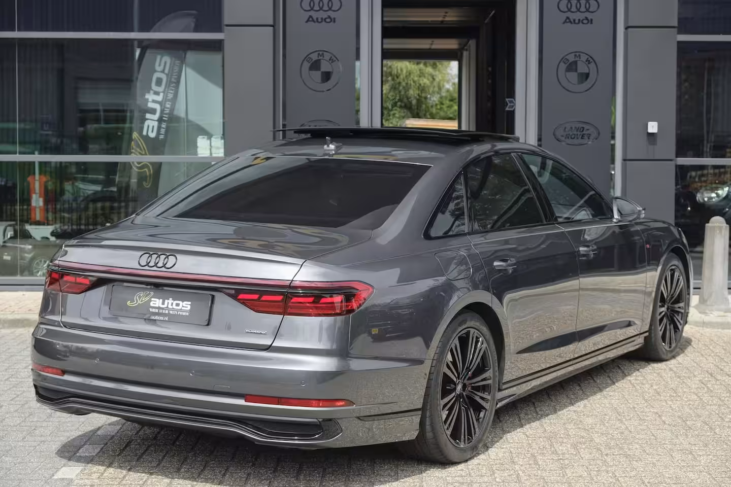 Audi A8 60 TFSIe 462pk S-Line Quattro Panoramdak *BTW* B&O *SOH 100%* 4-Wielsturing RS stoelen Luc