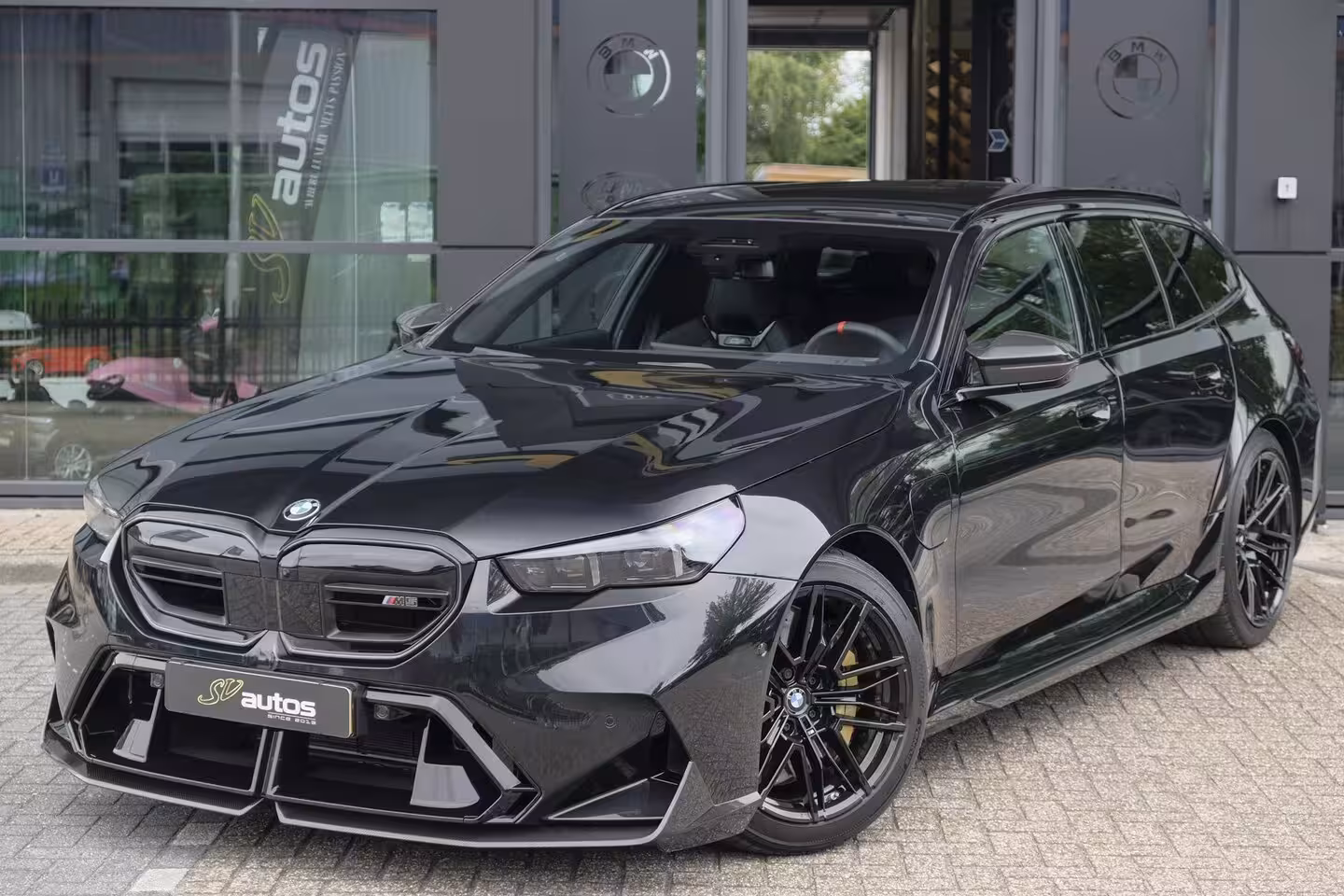 BMW 5-serie Touring M5 V8 727pk Hybrid Panoramadak Keramisch Full carbon pack *BTW* NLauto VOL VOL VOL