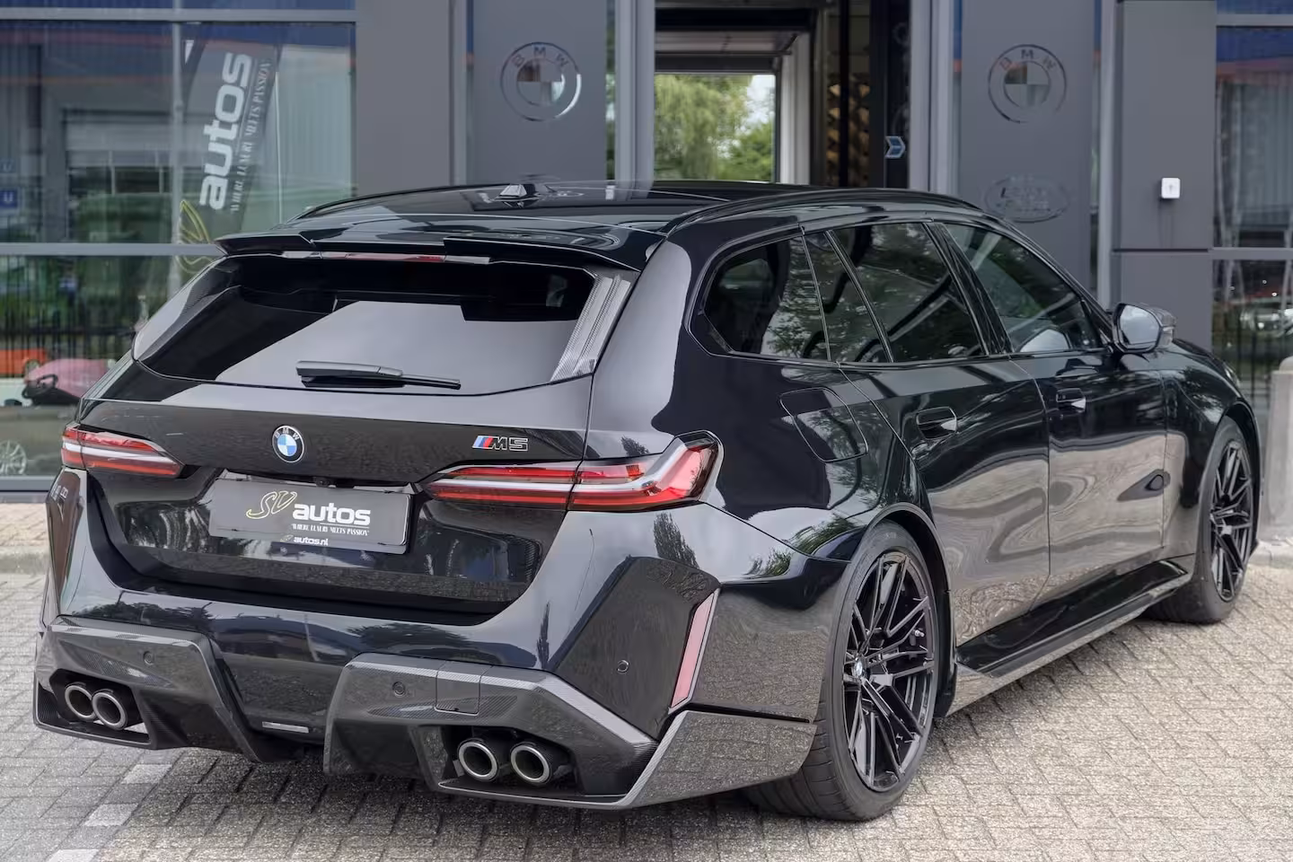 BMW 5-serie Touring M5 V8 727pk Hybrid Panoramadak Keramisch Full carbon pack *BTW* NLauto VOL VOL VOL