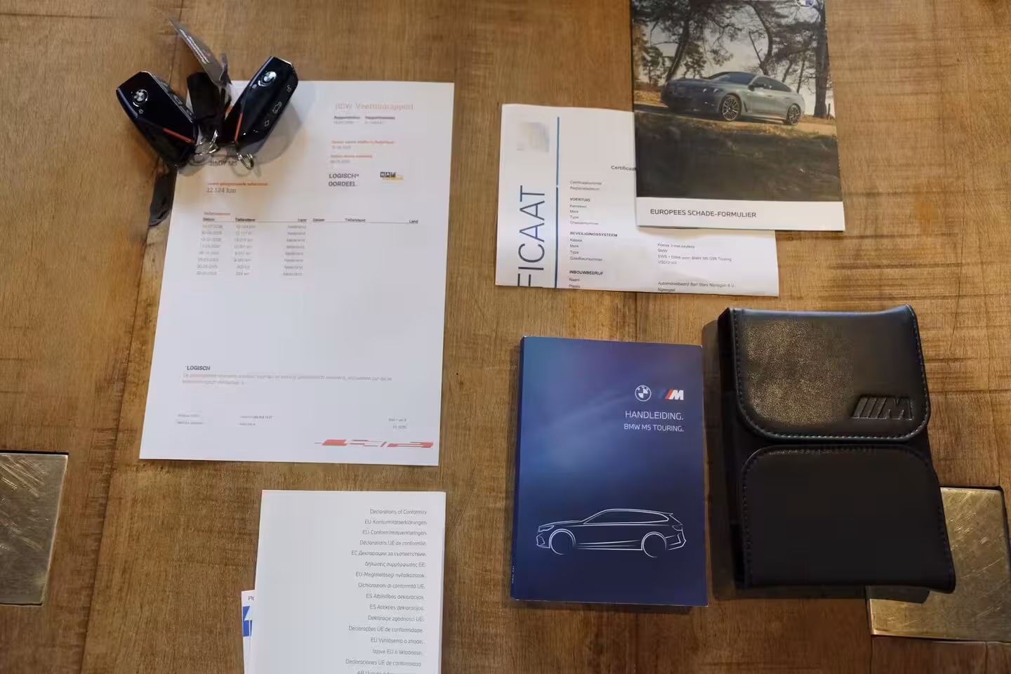 BMW 5-serie Touring M5 V8 727pk Hybrid Panoramadak Keramisch Full carbon pack *BTW* NLauto VOL VOL VOL