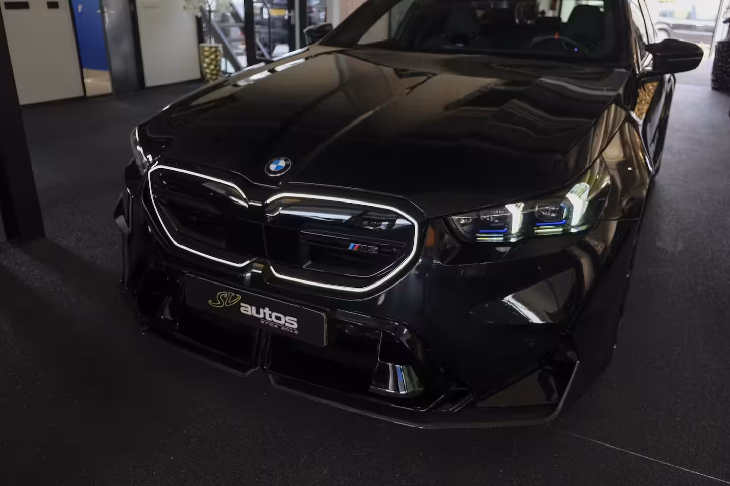 BMW 5-serie Touring M5 V8 727pk Hybrid Panoramadak Keramisch Full carbon pack *BTW* NLauto VOL VOL VOL