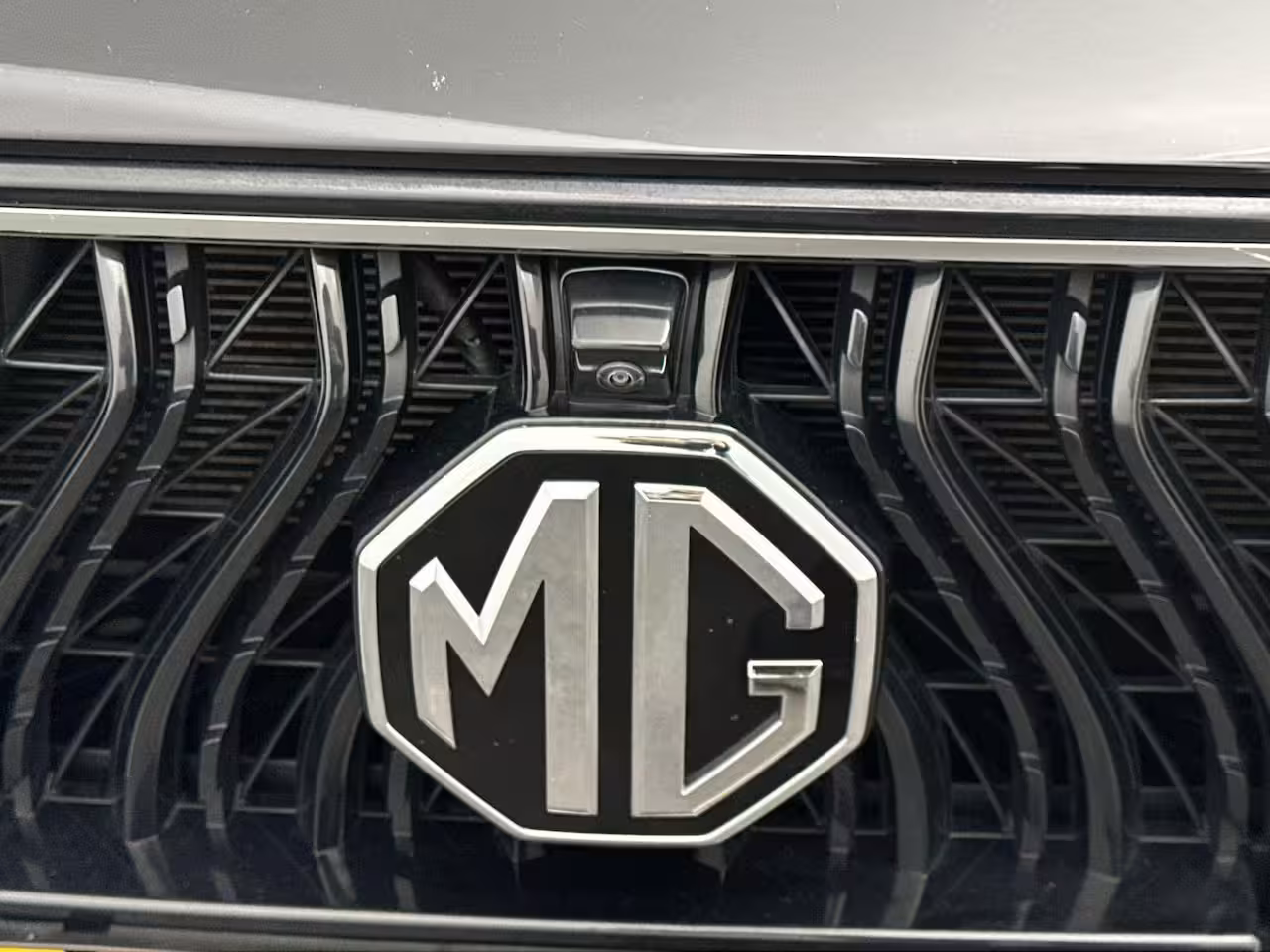 MG EHS 1.5 TGDI PHEV Aut. Luxury | Leder | Panoramadak | Led Sfeerlicht | 360 Camera | Adaptive C