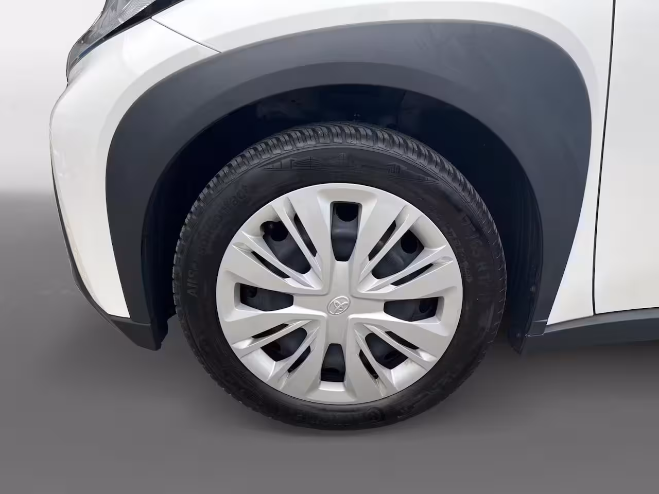 Toyota Aygo X 1.0 VVT-i MT Play | Carplay | Airco | Parkeercamera | Adapt. Cruise Control