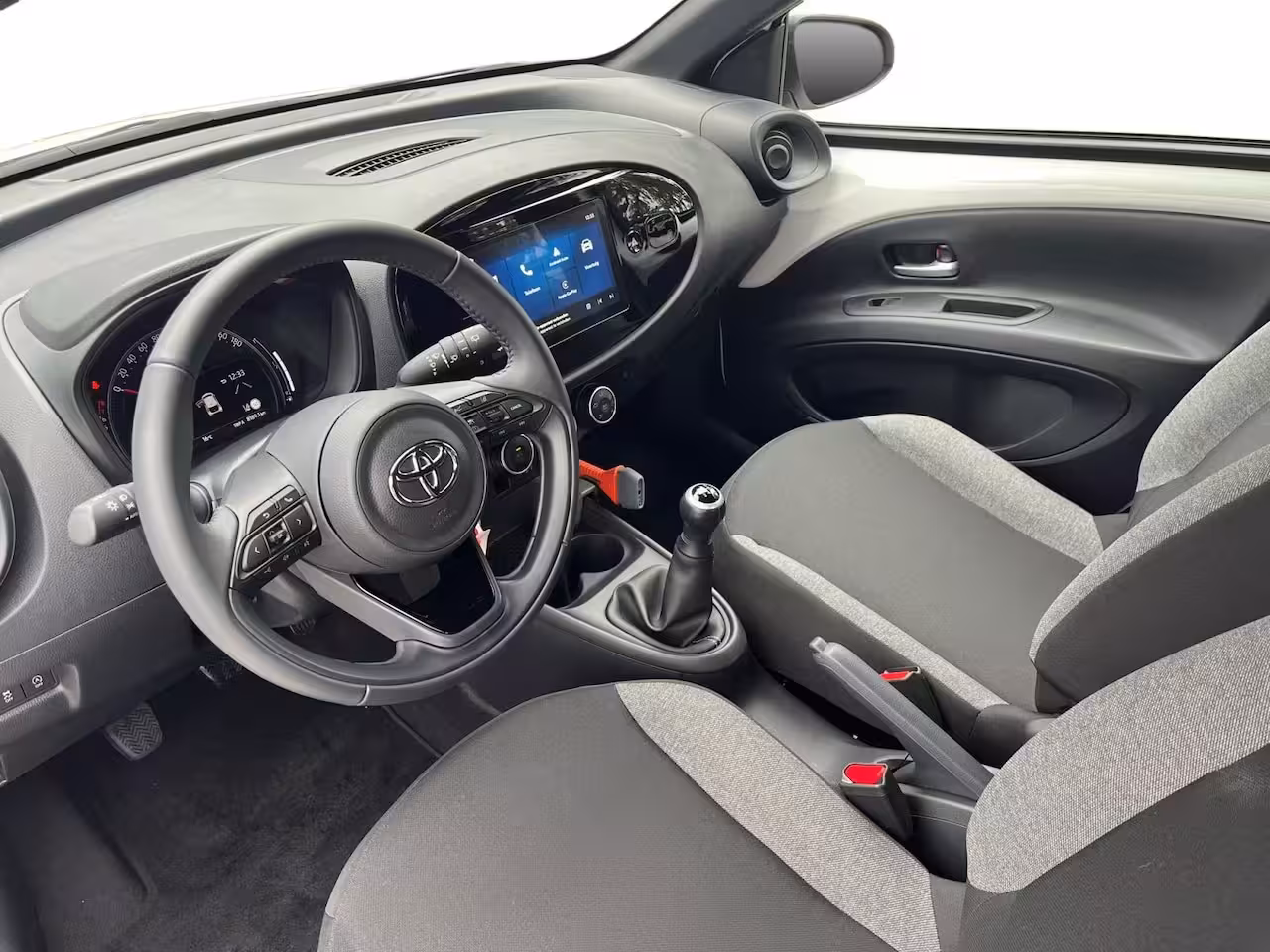 Toyota Aygo X 1.0 VVT-i MT Play | Carplay | Airco | Parkeercamera | Adapt. Cruise Control