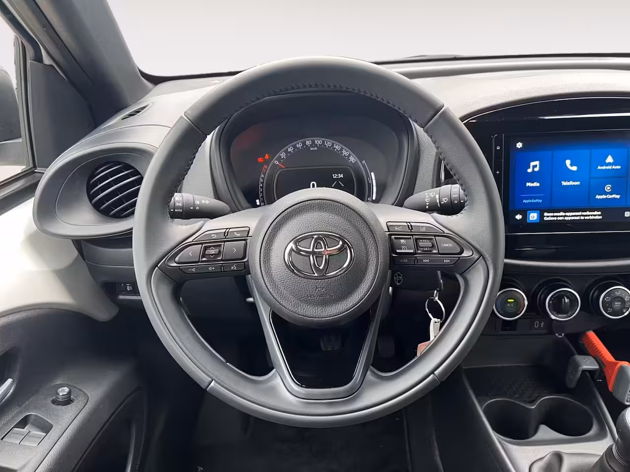 Toyota Aygo X 1.0 VVT-i MT Play | Carplay | Airco | Parkeercamera | Adapt. Cruise Control