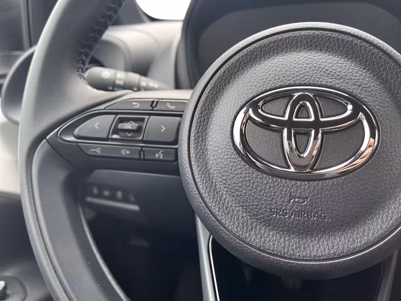 Toyota Aygo X 1.0 VVT-i MT Play | Carplay | Airco | Parkeercamera | Adapt. Cruise Control