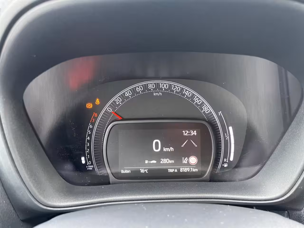 Toyota Aygo X 1.0 VVT-i MT Play | Carplay | Airco | Parkeercamera | Adapt. Cruise Control