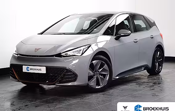 Cupra Born Essential 62 kWh 204PK | Achteruitrijcamera | Dode hoek detectie | Navigatie & Apple Carpl